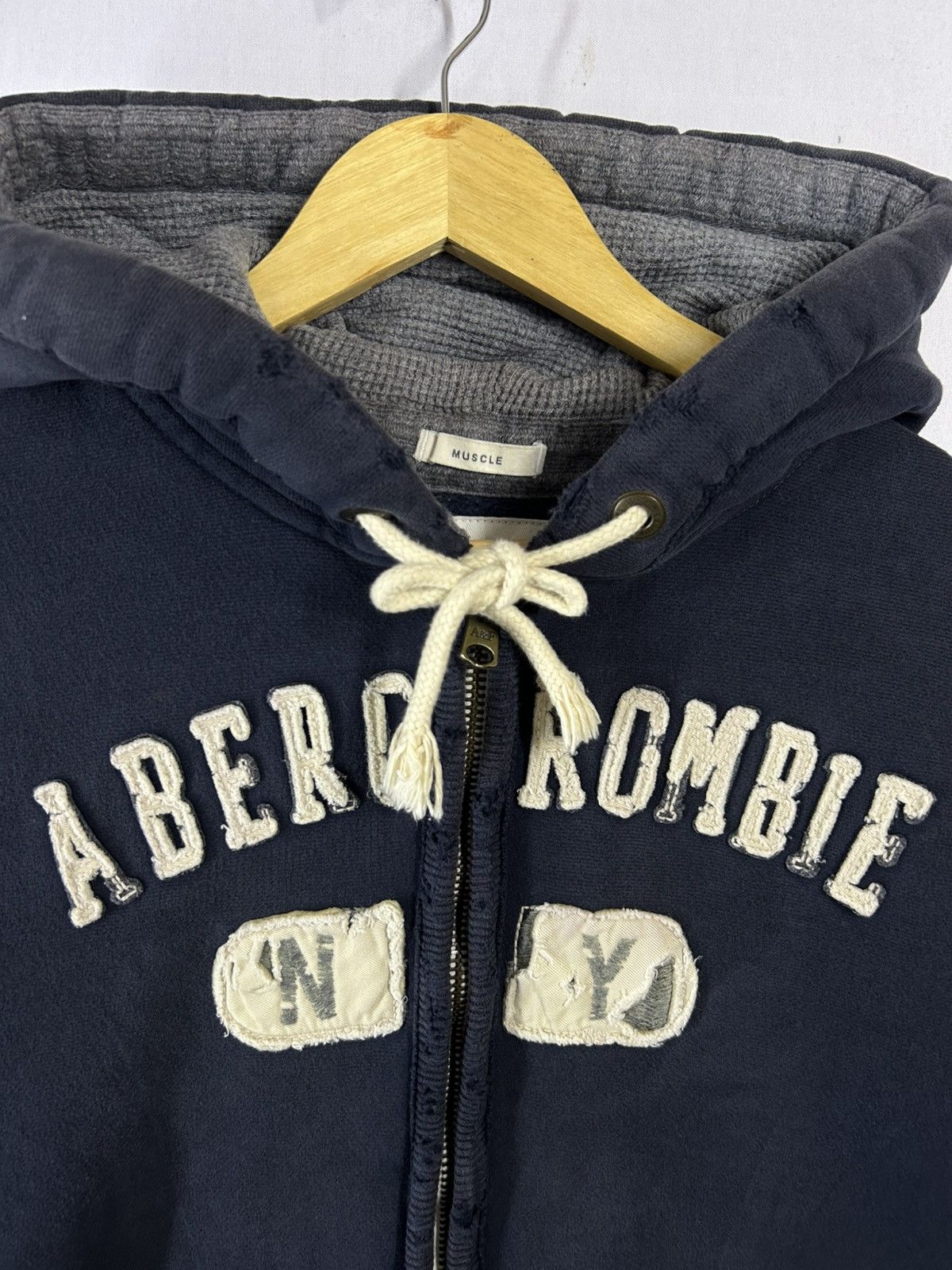 Abercrombie & Fitch Vintage Abercrombie & Fitch NY New York Hoodie Size US M / EU 48-50 / 2 - 3 Thumbnail