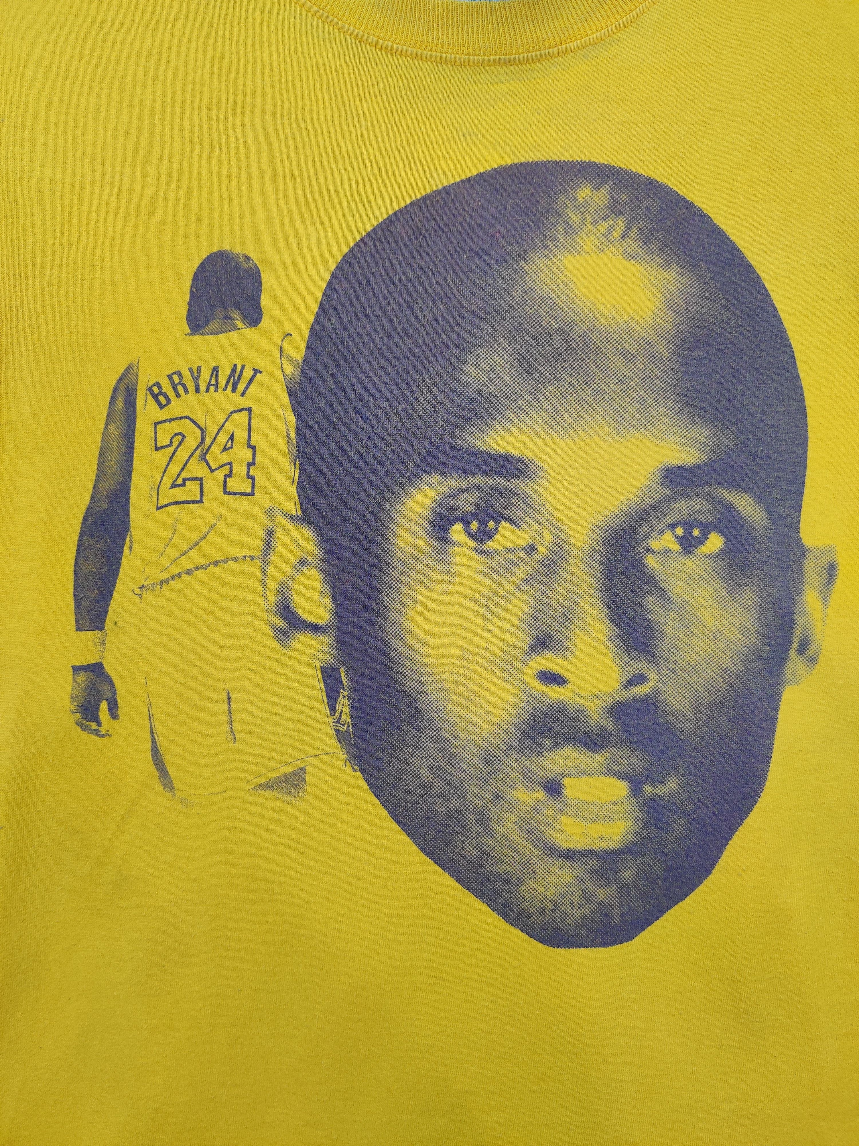 NBA Vintage Kobe Bryant NBA L.A. Lakers Overprint Tee T Shirt Size US M / EU 48-50 / 2 - 7 Thumbnail