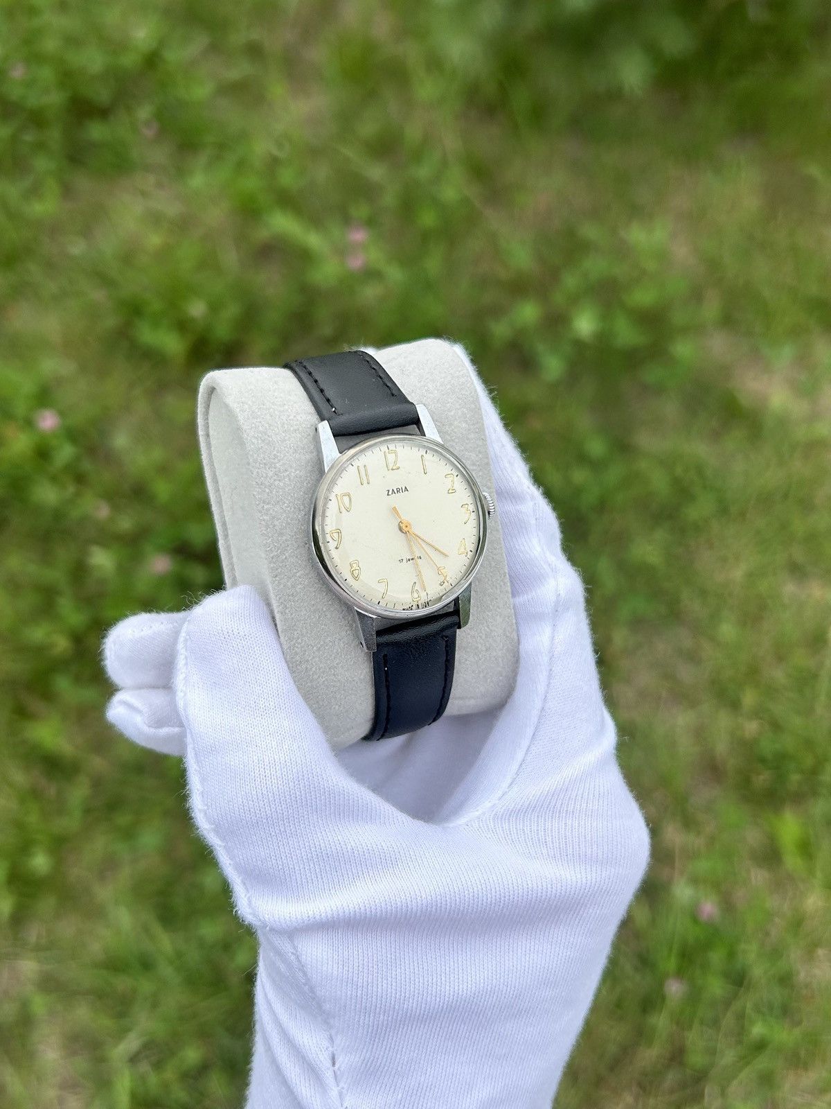Vintage Vintage Watch Zaria USSR Soviet Mechanical Retro 1980s Size ONE SIZE - 4 Thumbnail