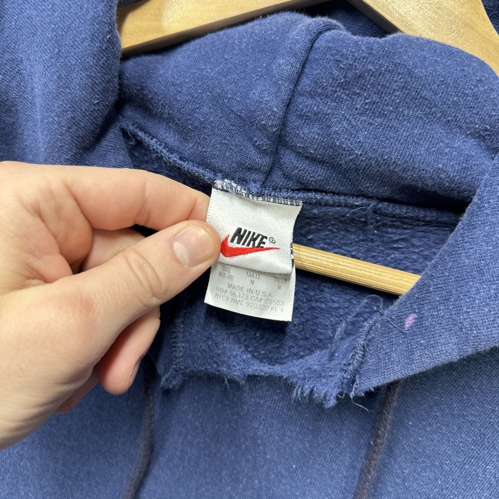 Nike Vintage Nike Hoodie Mens Large Navy 90s Center Swoosh Size US L / EU 52-54 / 3 - 4 Thumbnail