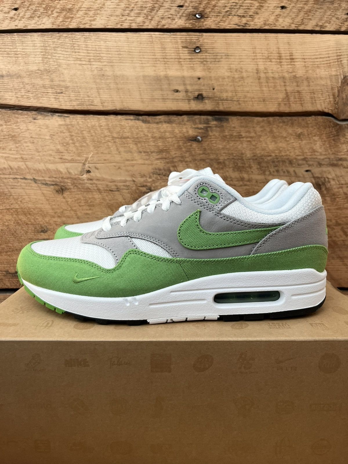 Nike × Patta Nike x Patta Air Max 1 Chlorophyll 20th Anniversary 2024 Size US 10 / EU 43 - 7 Thumbnail
