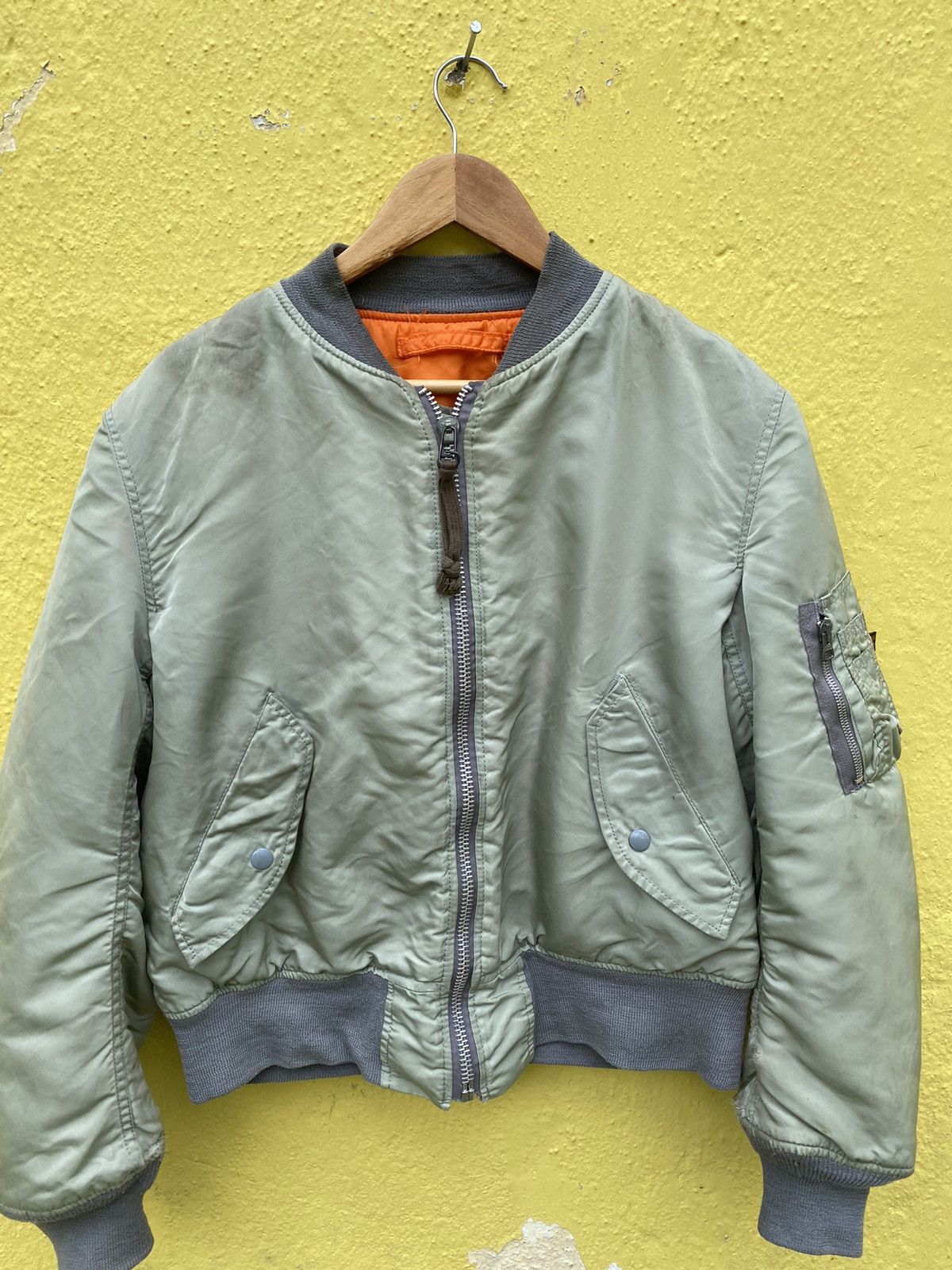 Alpha Industries Vintage ma-1 Alpha industries bomber jacket Size US M / EU 48-50 / 2 - 7 Thumbnail