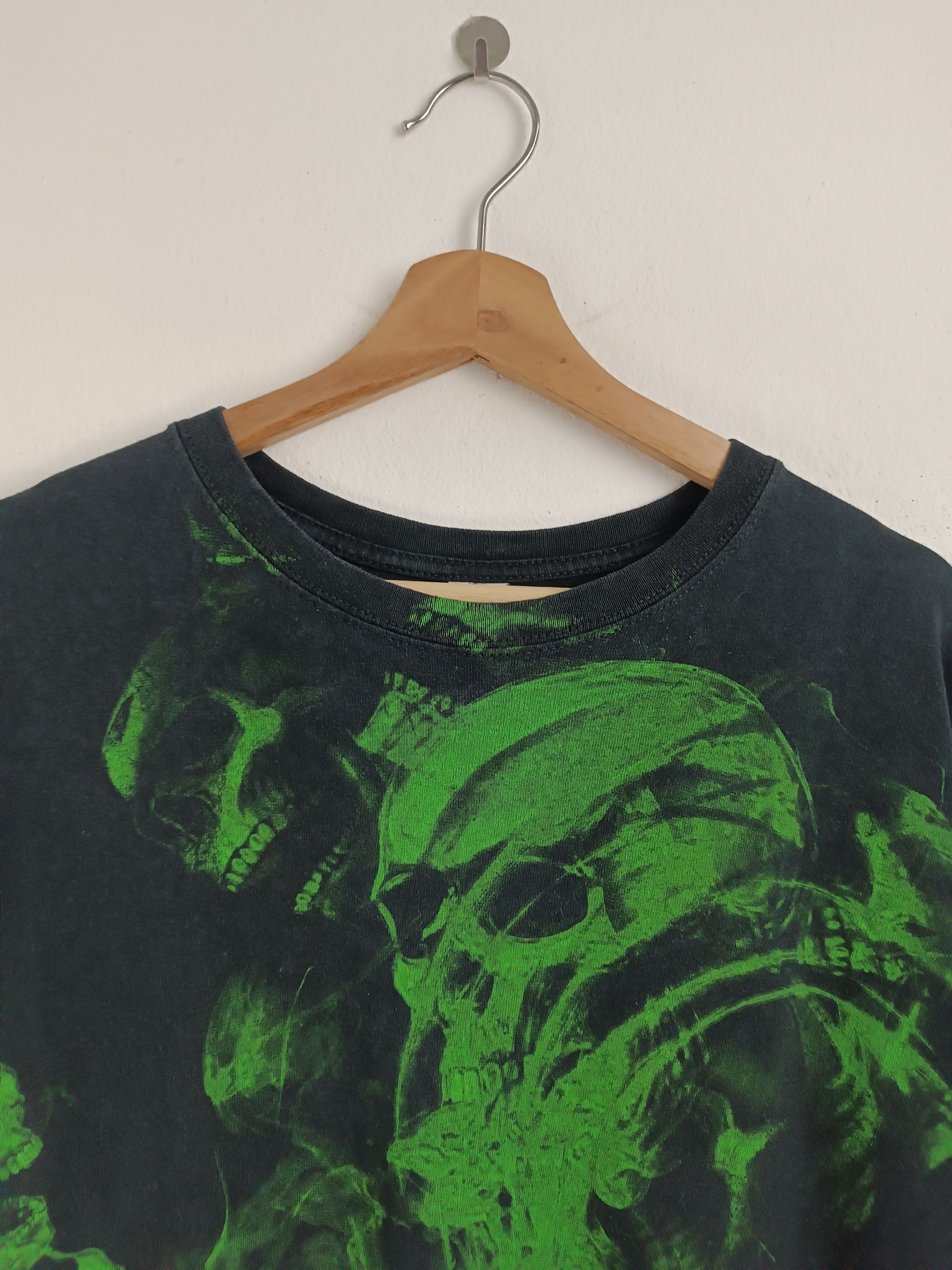 Affliction VINTAGE Y2K GREEN SMOKEY GOBLIN SKULL JNCO ED DIESEL PUNK Ts Size US L / EU 52-54 / 3 - 9 Thumbnail