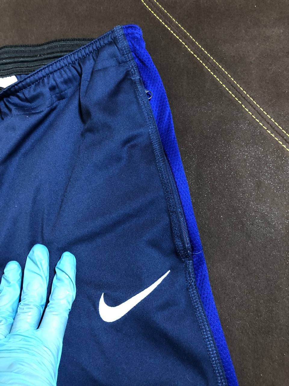 Nike Vintage 90s Nike Embroidered Swoosh Track Pants Size US 32 / EU 48 - 12 Thumbnail