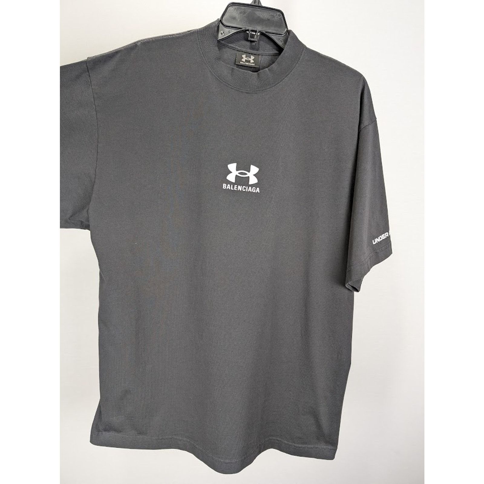 Balenciaga o1rshd1 Q:2/Under Armour Print Vint Medium Fit T-Shirt Black Size US M / EU 48-50 / 2 - 7 Thumbnail