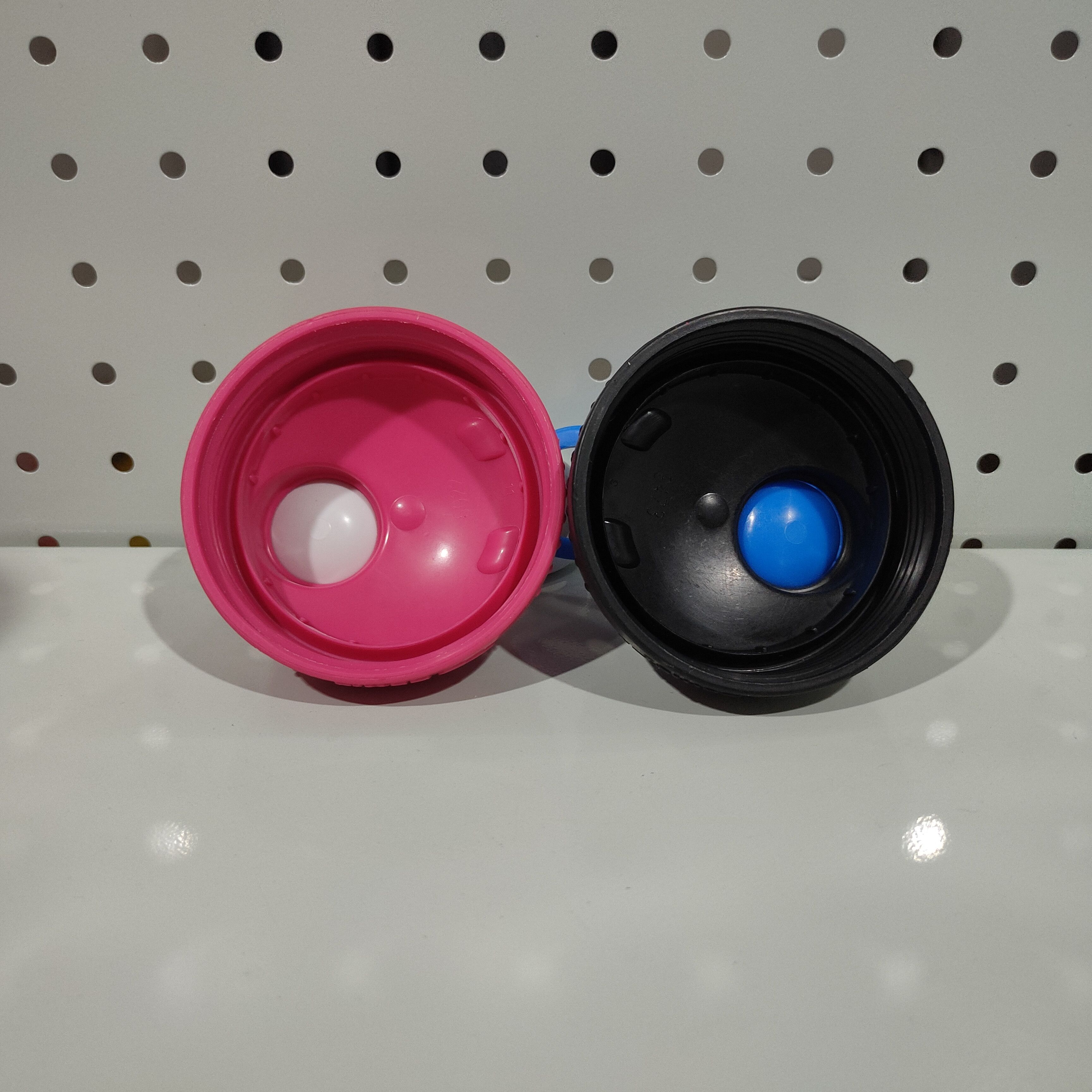 Other 🔥Blender Bottle 24 and 26 oz two of each Size ONE SIZE - 8 Thumbnail