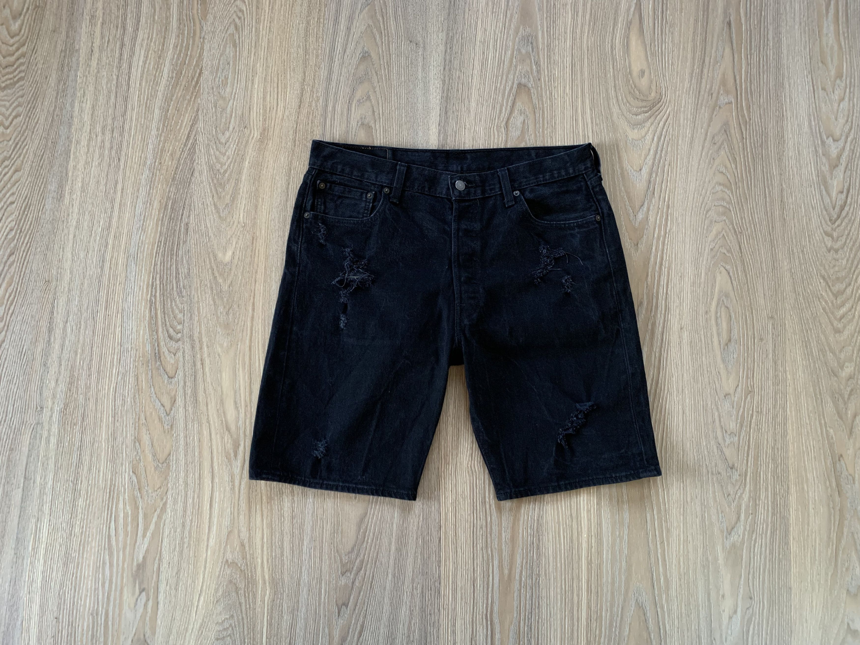 image of Denime x Levis 501 Distressed Denim Shorts in Black, Men's (Size 36)