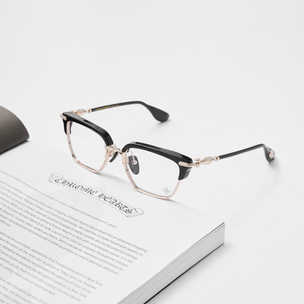 Chrome Hearts CHROME HEARTS NIPPLOPOLIS BLACK GOLD PLATED GLASSES Size ONE SIZE - 1 Thumbnail