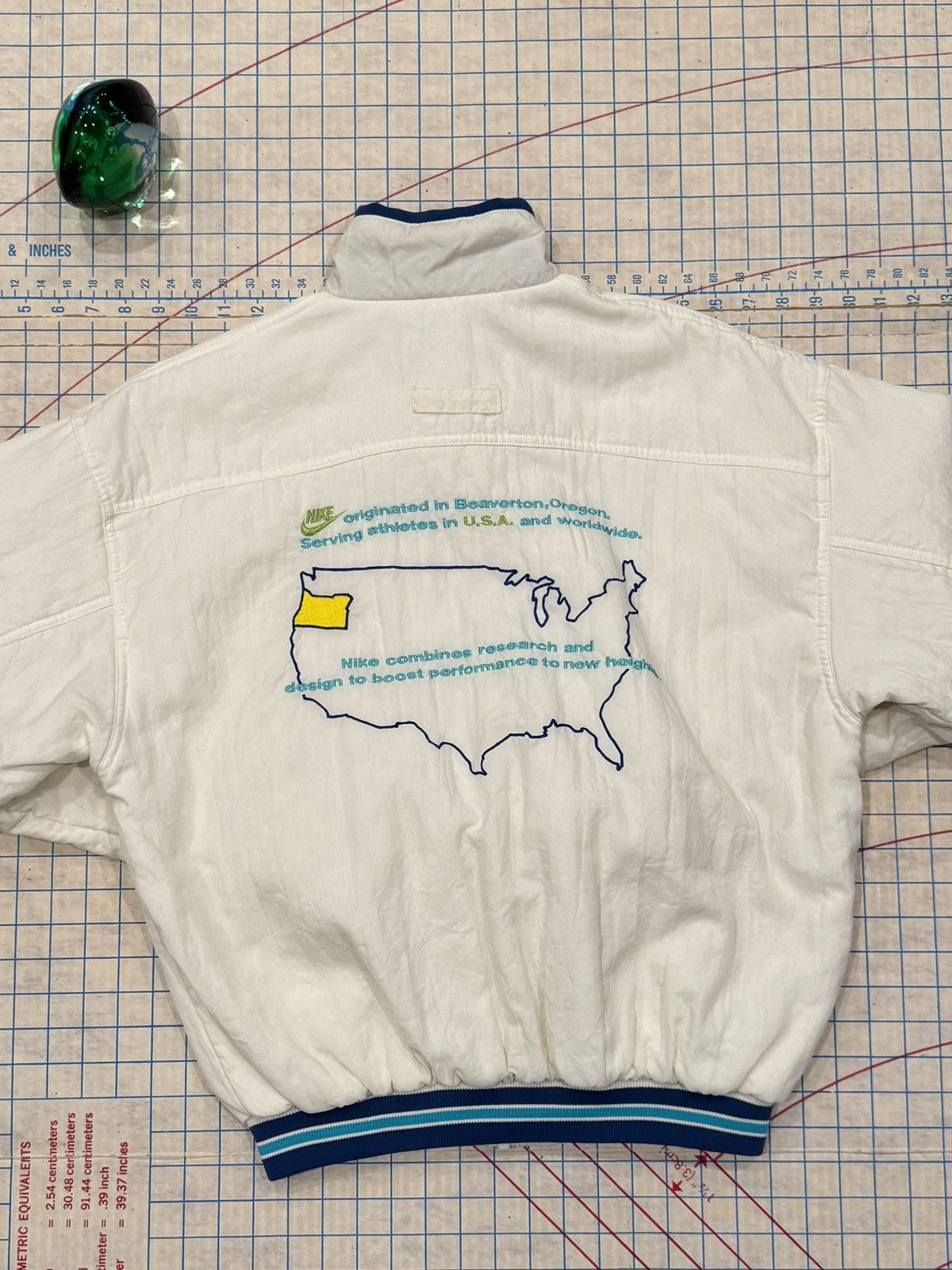 Nike Rare Vintage 80’s Nike Beaverton Oregon Full Zip Jacket Lrg Size US L / EU 52-54 / 3 - 2 Thumbnail