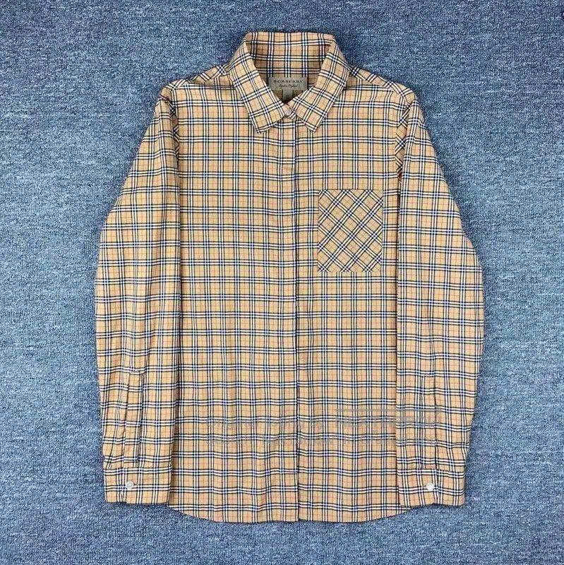 Burberry Burberry Women's Cotton Check Shirt. Size M / US 6-8 / IT 42-44 - 1 Thumbnail
