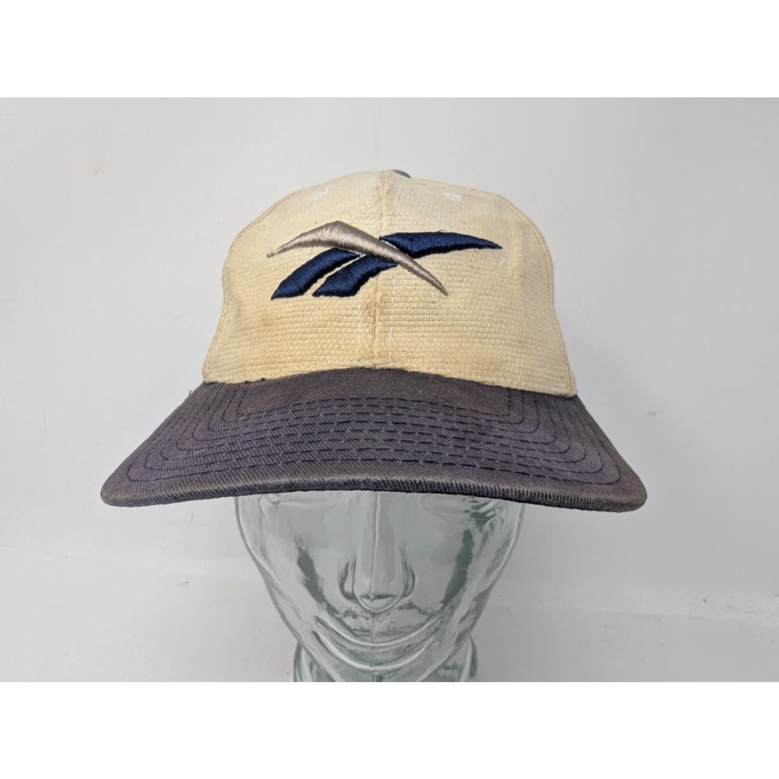 Reebok VINTAGE Reebok Golf Hat Cap Strap Back Beige Gray Isleta Eagle CC Mens 90s Size ONE SIZE - 2 Thumbnail