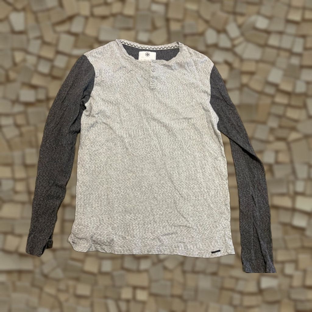 Vintage On The Byas Shirt Mens Size M Dark Gray Long Sleeve Henley Style Shirt Size US M / EU 48-50 / 2 - 1 Thumbnail