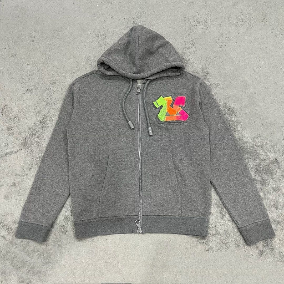 Louis Vuitton louis vuitton 3d graffiti hooded jacket Size US L / EU 52-54 / 3 - 1 Thumbnail