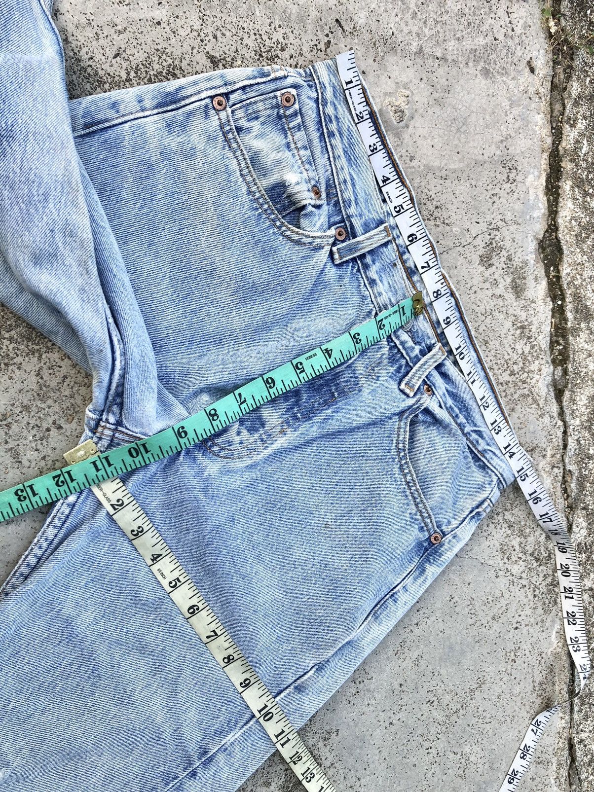 Levi's VINTAGE LEVIS 501 90s DISTRESSED DENIM Size US 30 / EU 46 - 9 Thumbnail