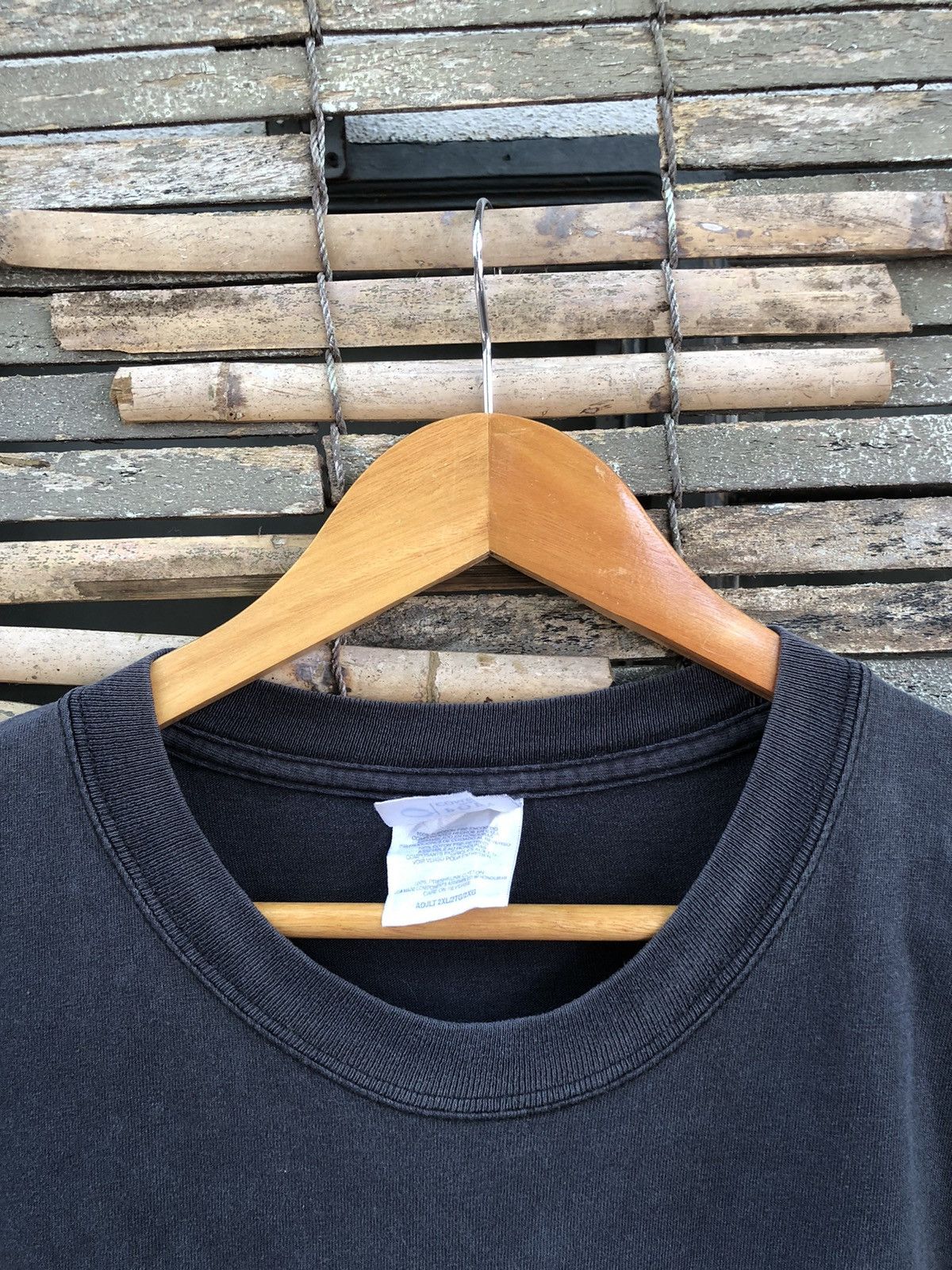 Japanese Brand × Vintage Vintage Art Jonathan Rogers Happy Joyous & Free Tshirt Size US XXL / EU 58 / 5 - 5 Thumbnail