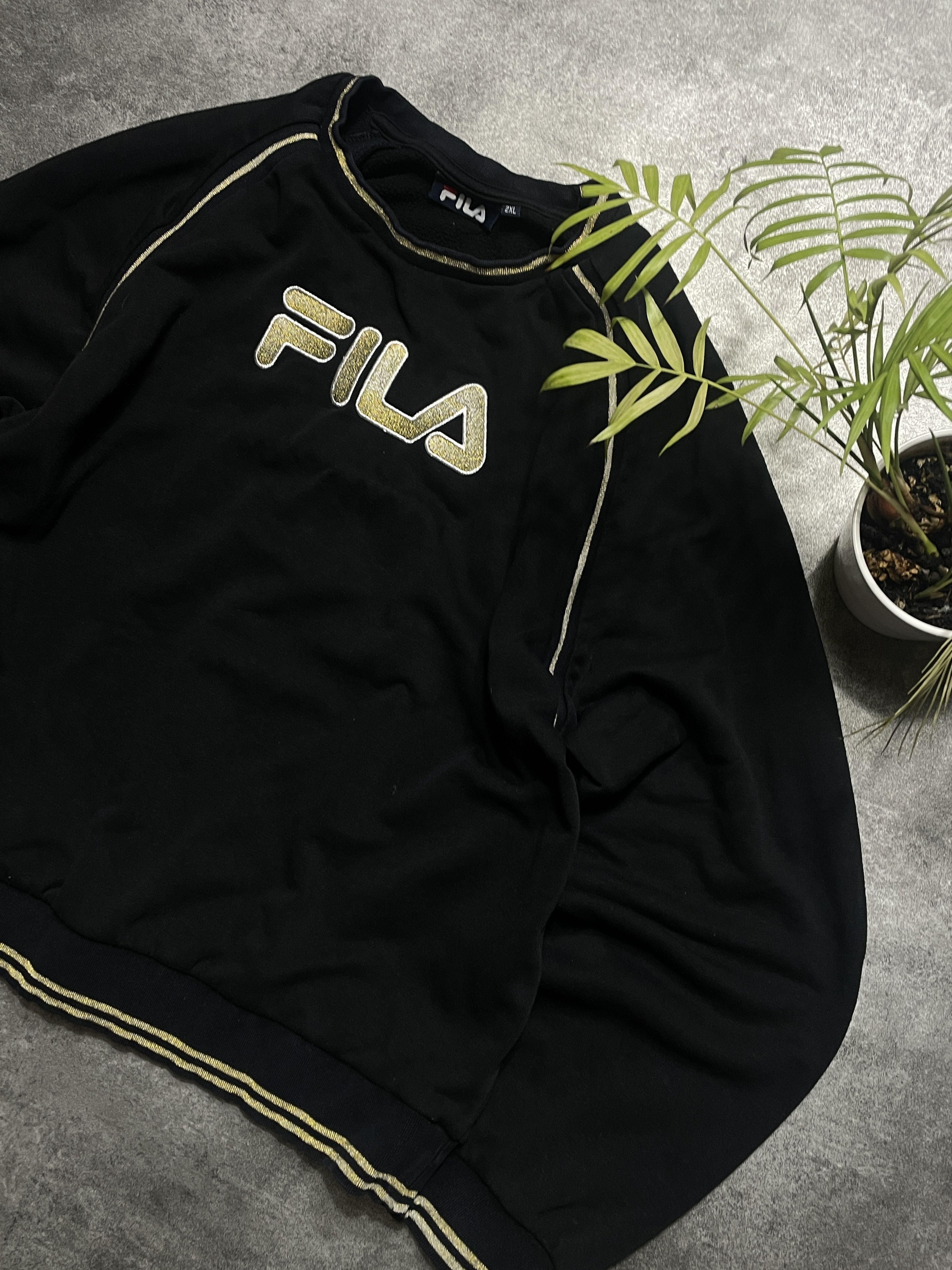 Fila ❗️RARE❗️Fila Vintage Y2K Boxy Fit Sweatshirt Gold Logo Size US S / EU 44-46 / 1 - 2 Thumbnail