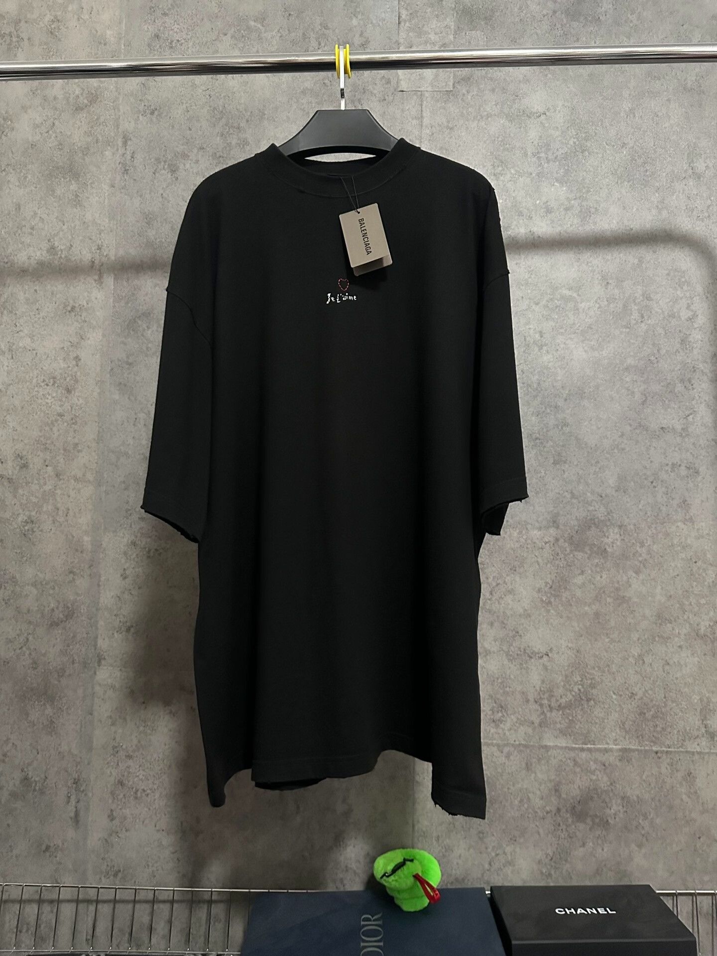 Balenciaga black short sleeve t-shirt by balenciaga Size US L / EU 52-54 / 3 - 1 Thumbnail