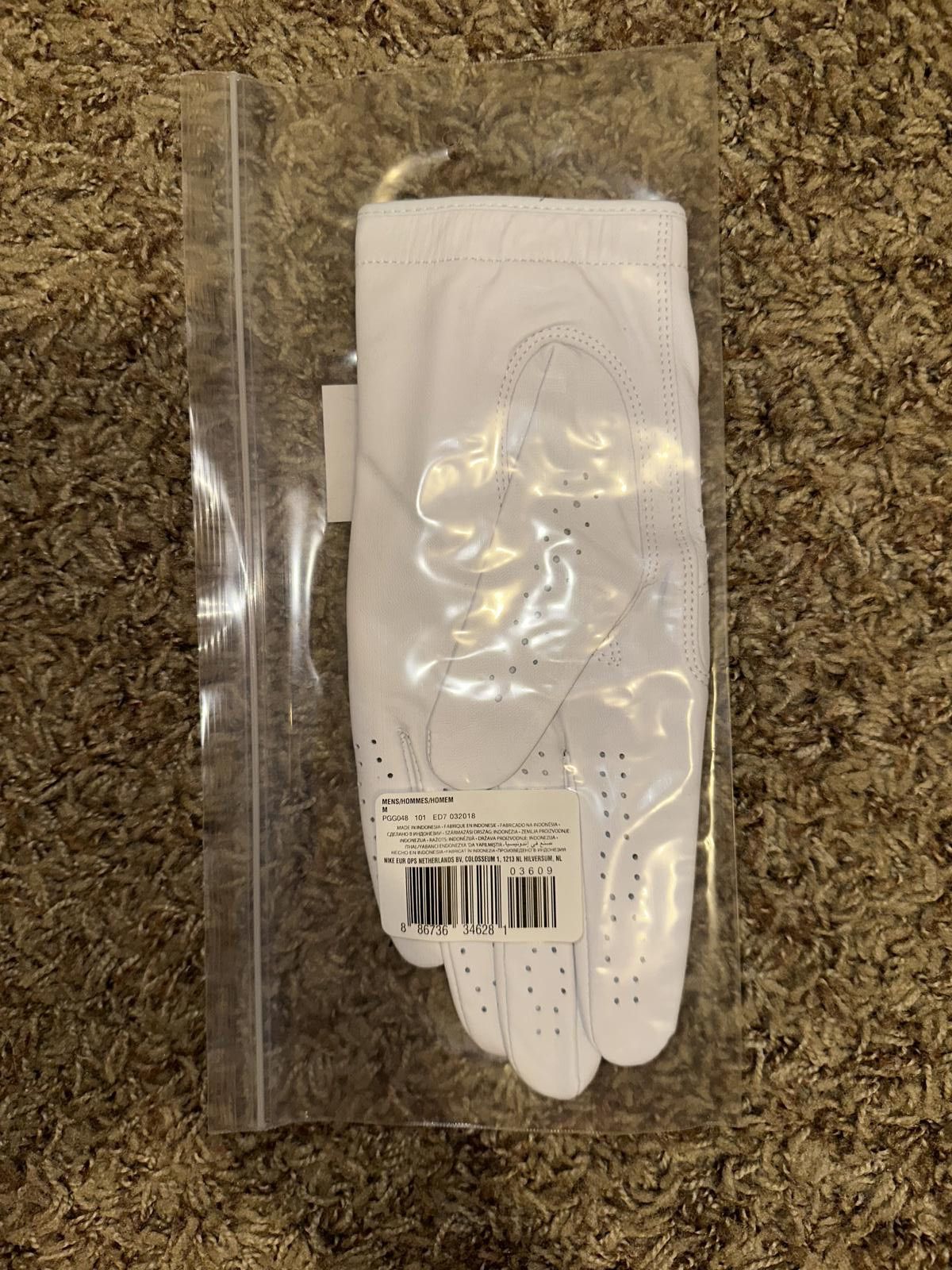 Nike Nike Men’s Tour Classic II Cad Left Golf Glove Sample Size ONE SIZE - 2 Thumbnail