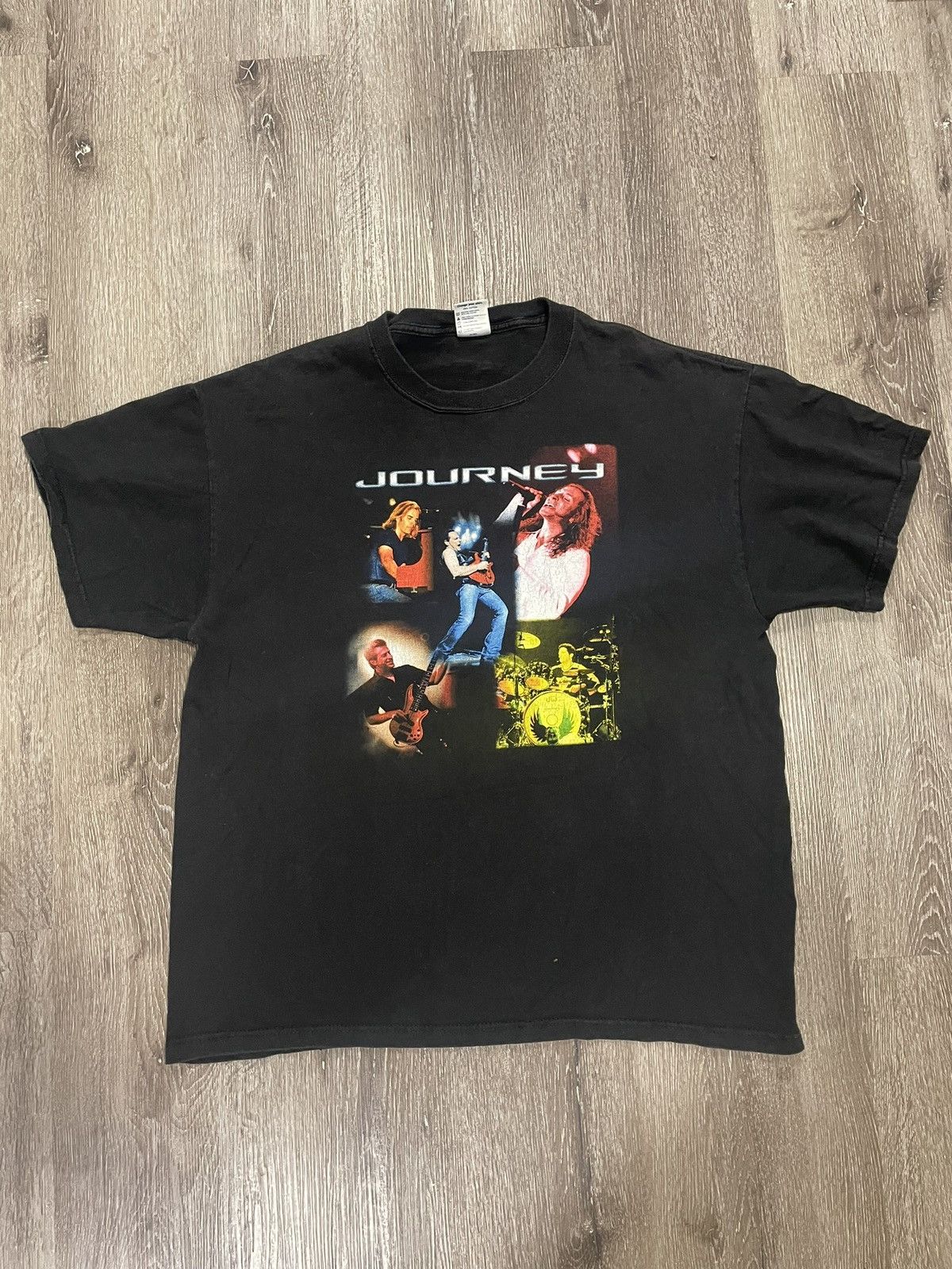 Japanese Brand × Vintage Vintage 2001 Journey Tour Tee Size US XL / EU 56 / 4 - 1 Thumbnail