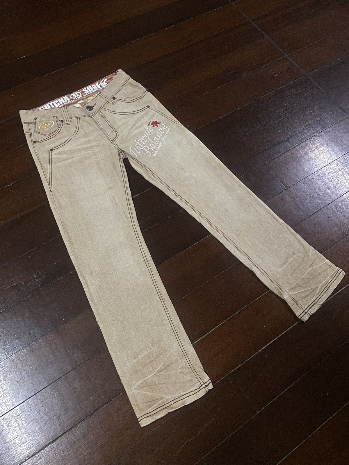 Gotcha FIRE 🔥 GOTCHA INTERNATIONAL EMBROIDERED BIG LOGO Size US 34 / EU 50 - 4 Thumbnail