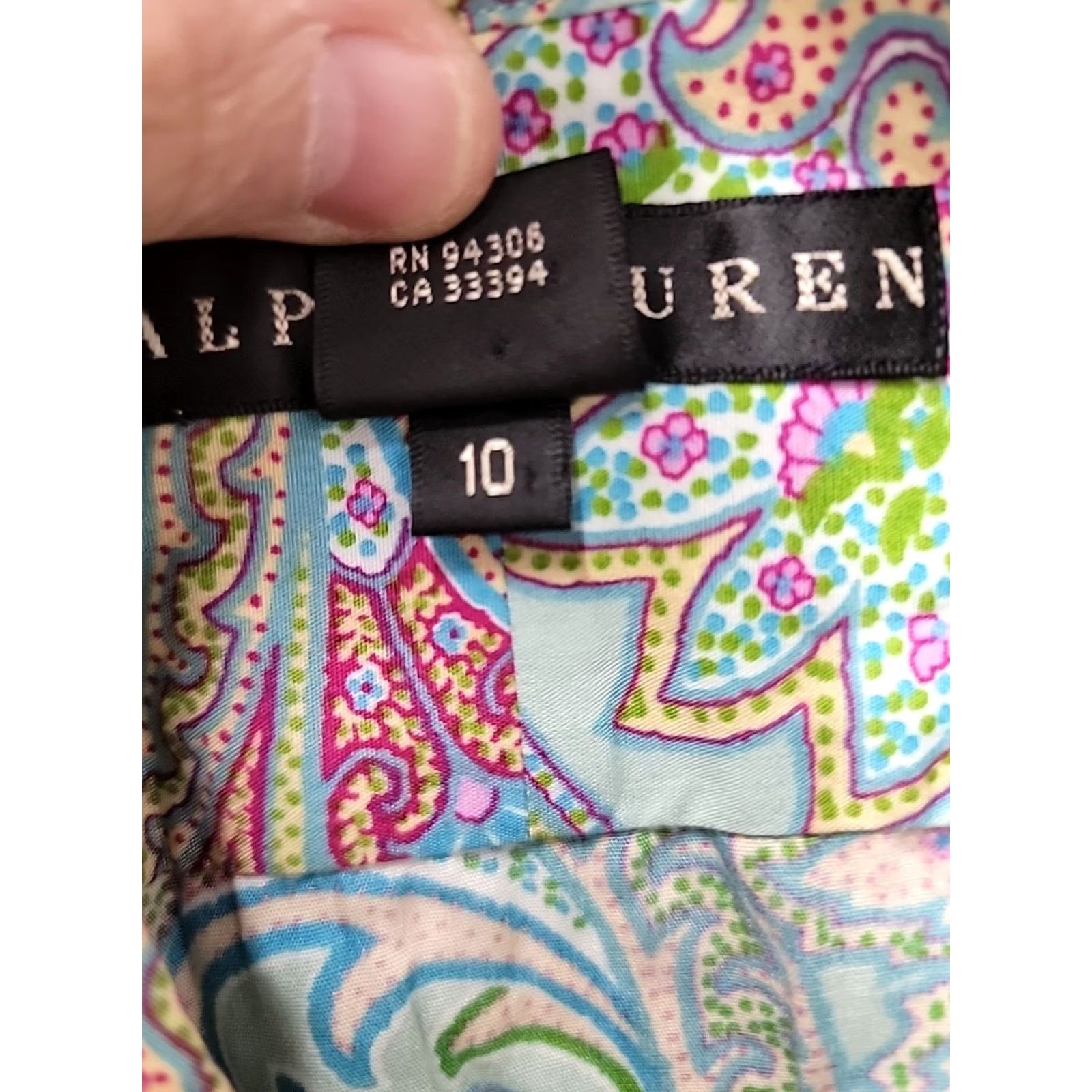 Ralph Lauren VINTAGE Ralph Lauren Shirt Womens 10 Black Label Women ALL OVER Paisley Button Size Size L / US 10 / IT 46 - 3 Thumbnail