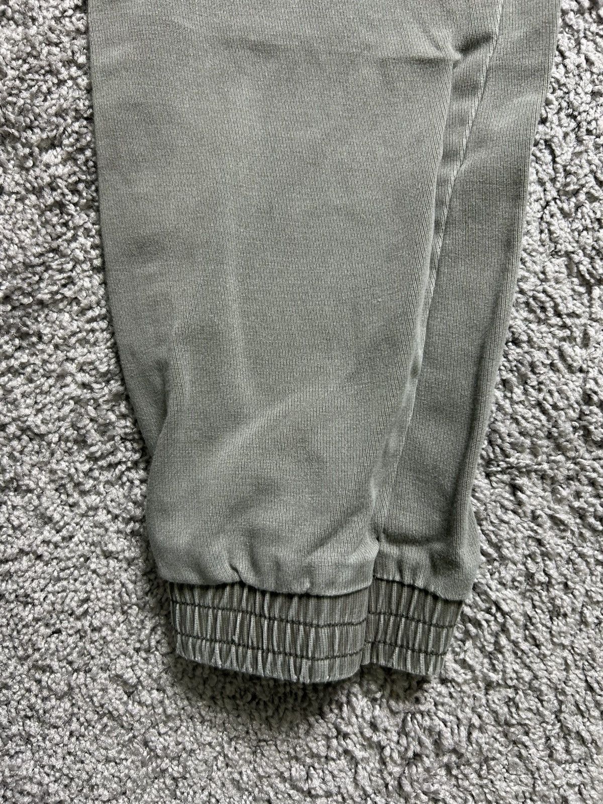 Elwood Elwood Sweatpants Cuffed Joggers Size US 32 / EU 48 - 3 Thumbnail