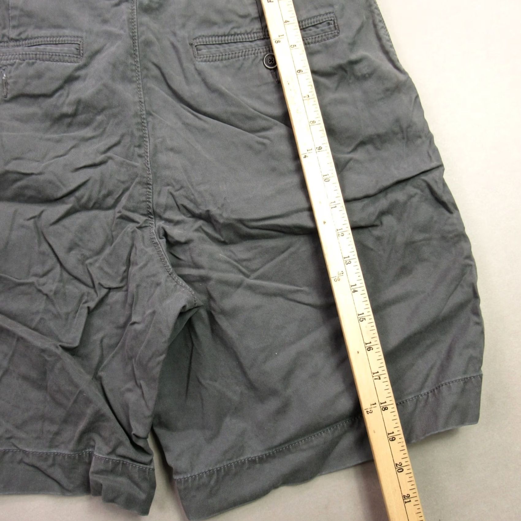 Tommy Bahama Tommy Bahama Gray Boracay Chino Shorts - Size 33 - 8 in Inseam - Regular Fit - Cargo/Slash Pockets - Cotton Blend - Men Size US 33 - 7 Thumbnail