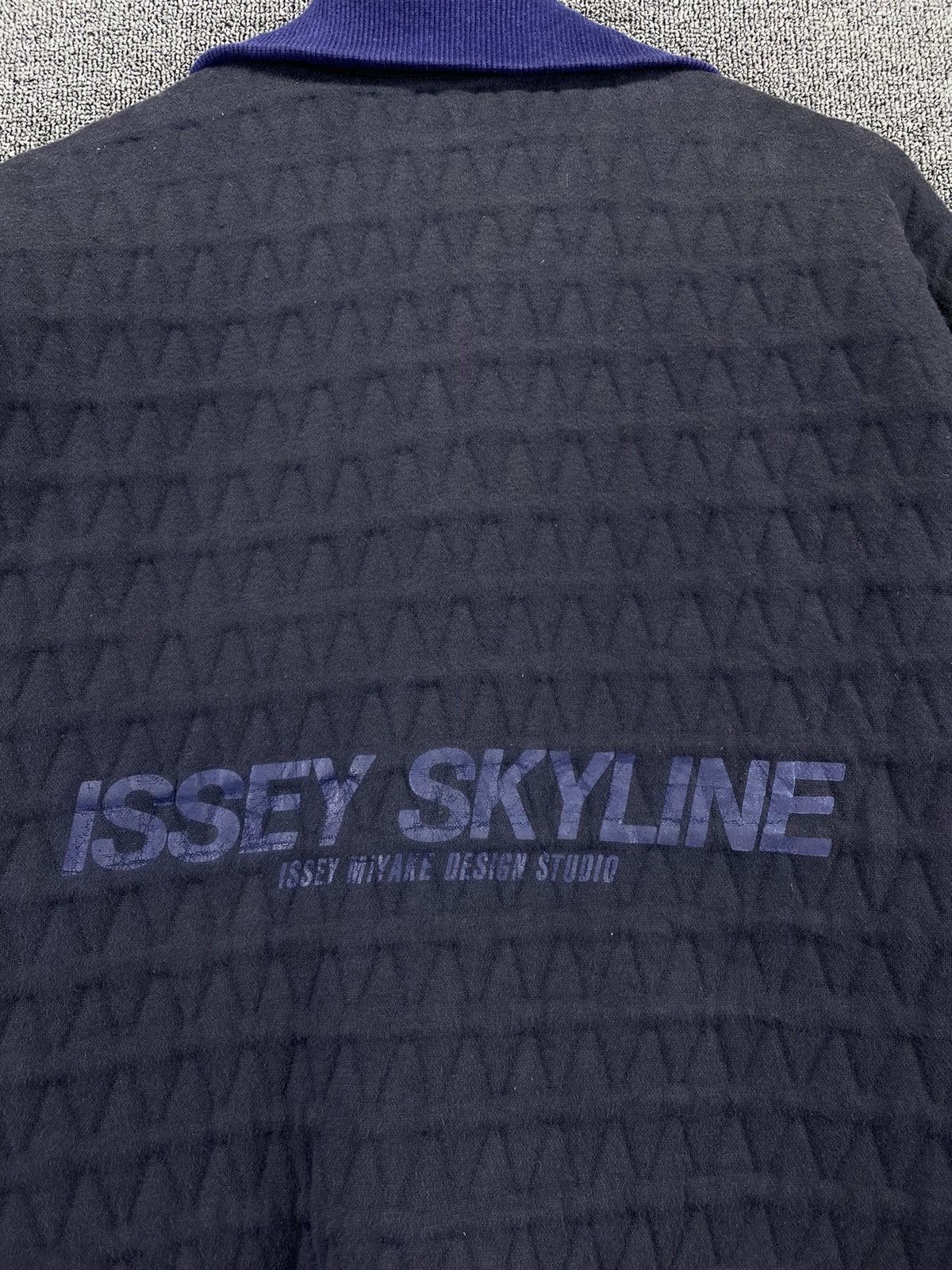 Issey Miyake × Vintage Vintage 80s Issey Miyake Skyline Reversible Bomber Jacket Size US L / EU 52-54 / 3 - 4 Thumbnail