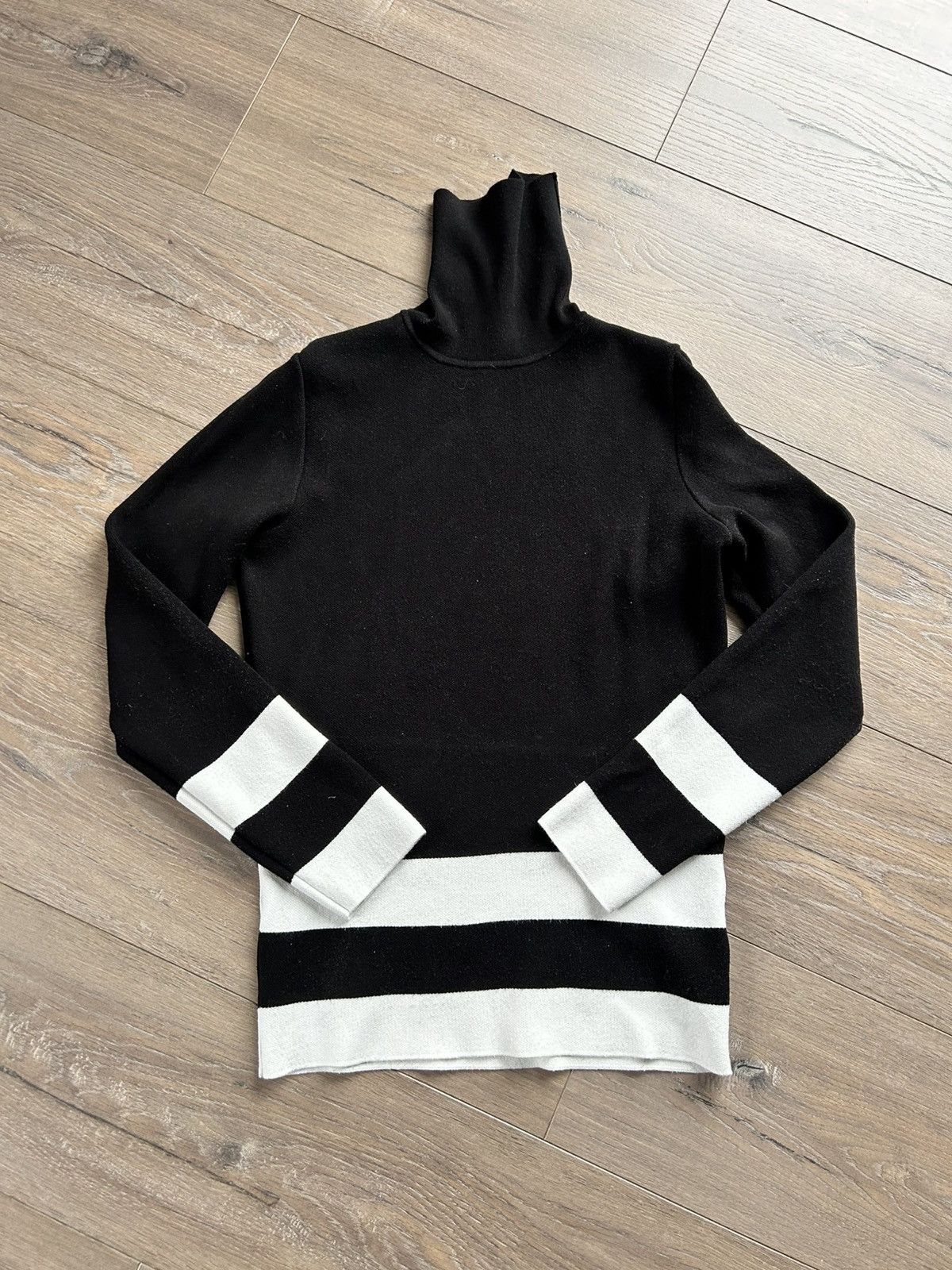 Fusalp Fusalp black turtleneck Xs ski apresski Size XS / US 0-2 / IT 36-38 - 1 Thumbnail