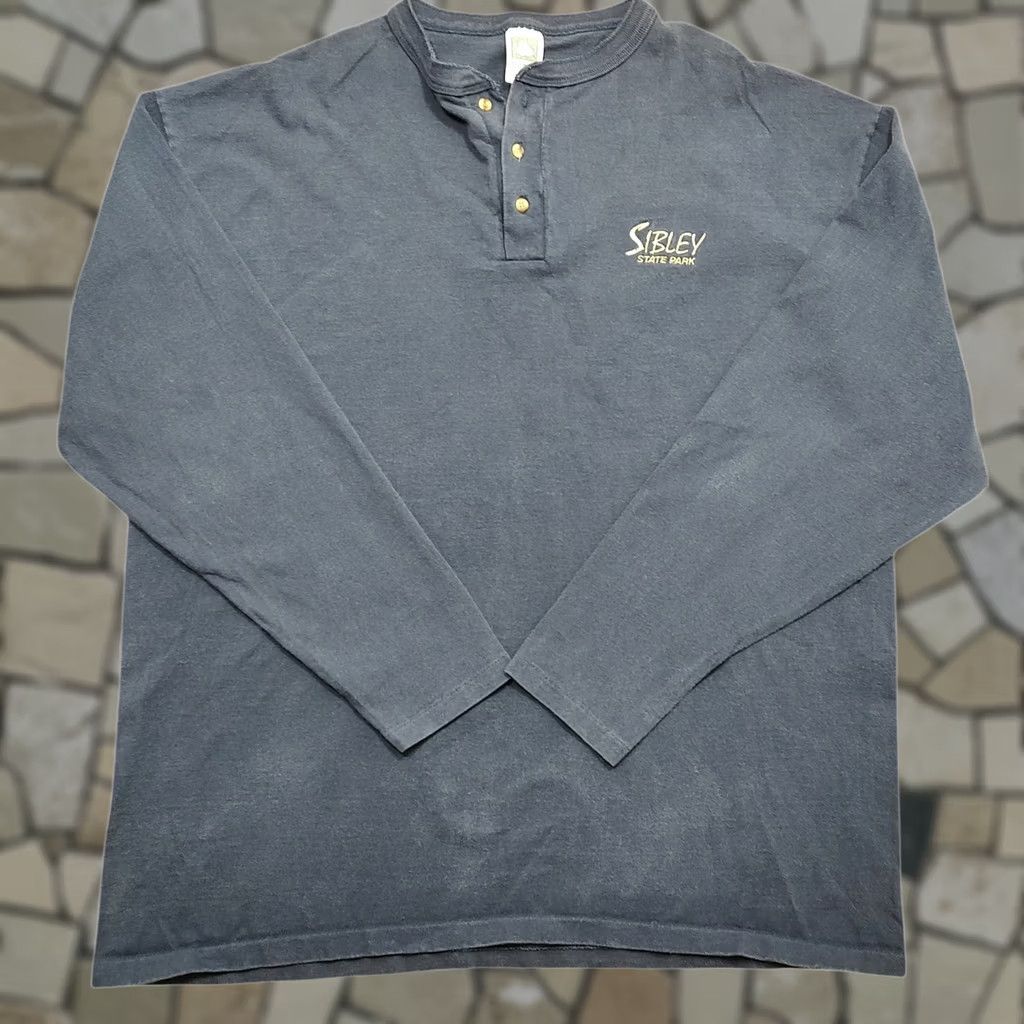 Vintage VINTAGE Cotton Deluxe Sibley State Park Shirt USA Mens 2XL Blue Henley Long Sleeve Single Stitch Shirt Size US XXL / EU 58 / 5 - 1 Thumbnail