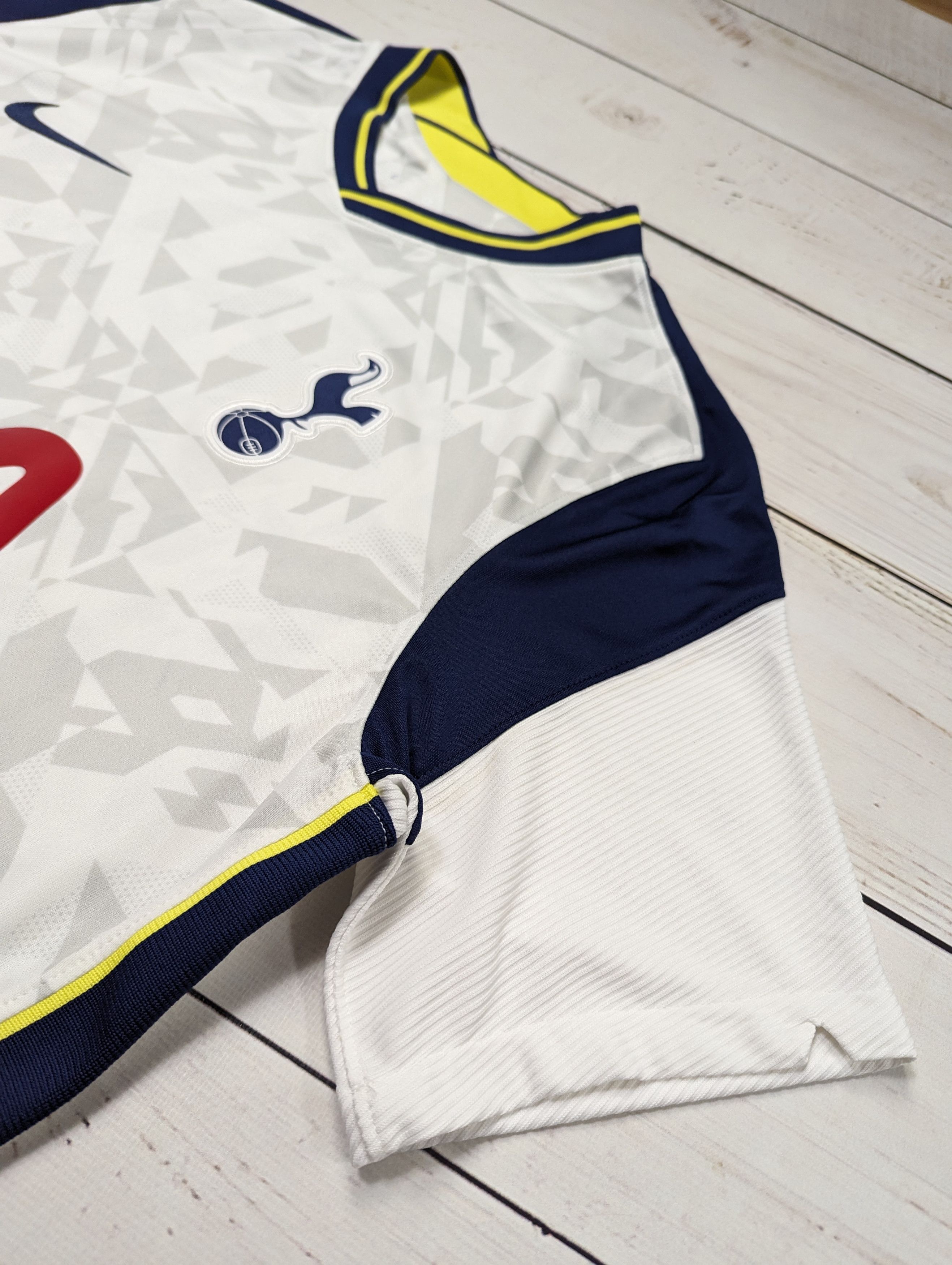 Nike Tottenham Hotspur 2020 2021 home shirt jersey soccer kit Size US L / EU 52-54 / 3 - 4 Thumbnail