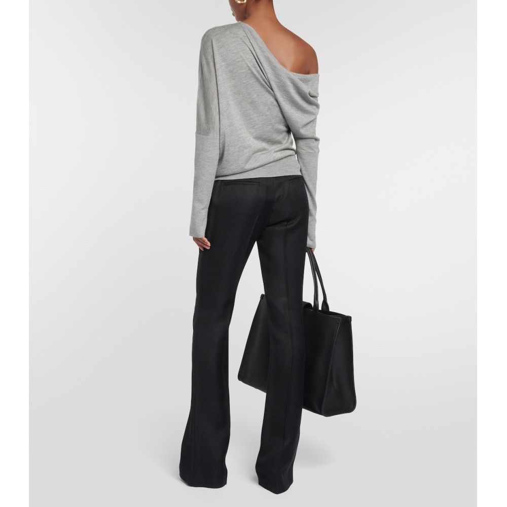 Tom Ford o1loc1c0924 MAK697 Asymmetric Sweater in Grey Size M / US 6-8 / IT 42-44 - 4 Thumbnail