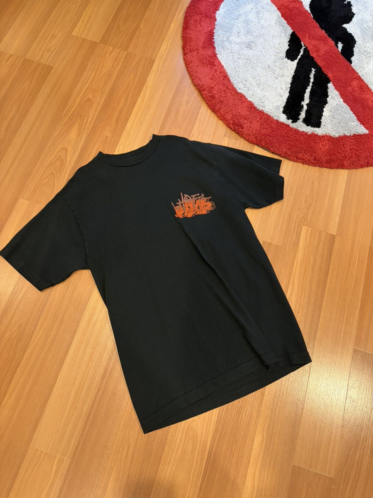 Travis Scott Travis Scott Utopia x Kaws Tee II 'Black' Size US M / EU 48-50 / 2 - 2 Thumbnail
