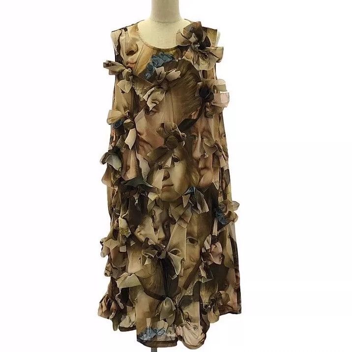 Comme des Garcons Comme Des Garcons Portrait Print 3-D Floral Patchwork Cut Size M / US 6-8 / IT 42-44 - 1 Thumbnail