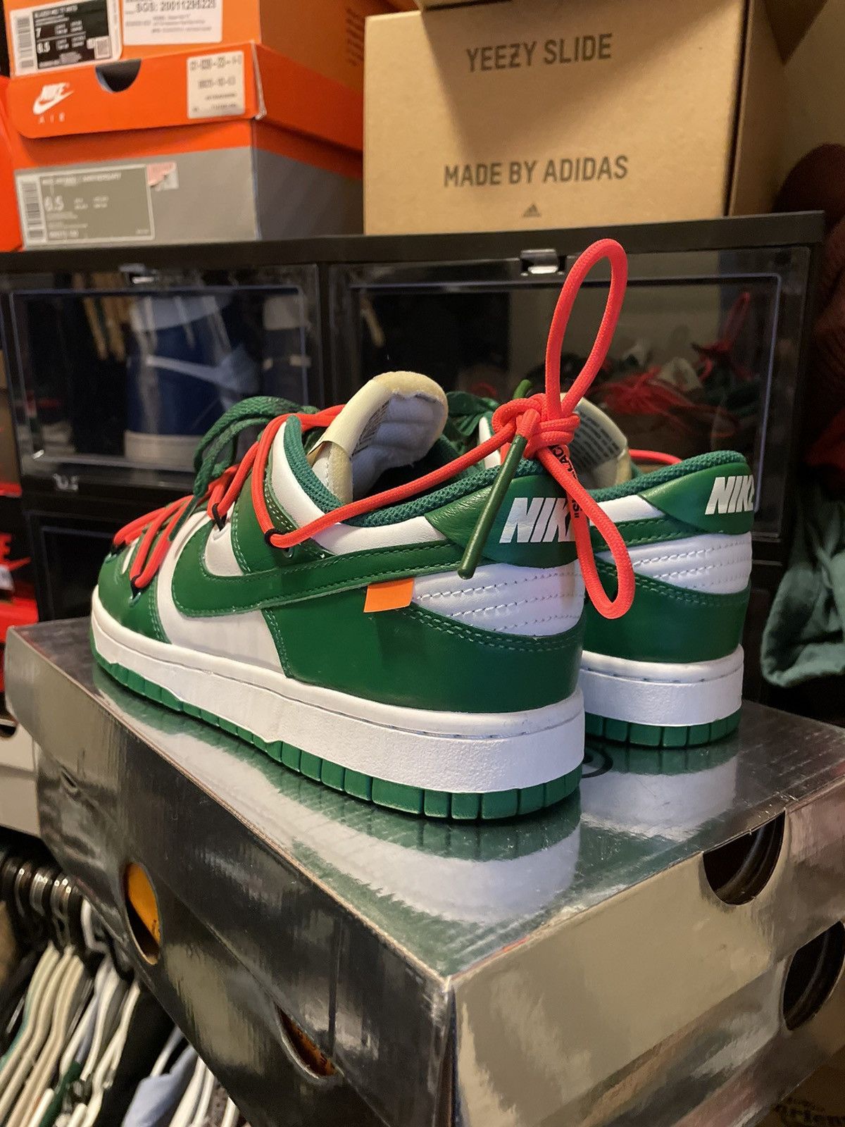Nike × Off-White Nike Dunk Low Off-White Pine Green Size US 7 / EU 40 - 7 Thumbnail