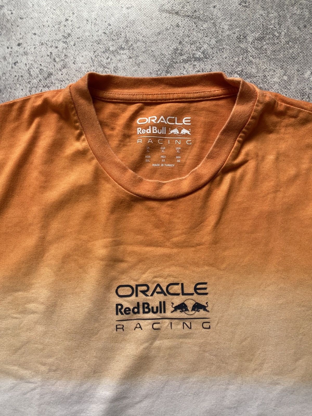 Red Bull Red Bull Castore Oracle Racing F1 Formula One Team T-Shirt Size US XL / EU 56 / 4 - 2 Thumbnail