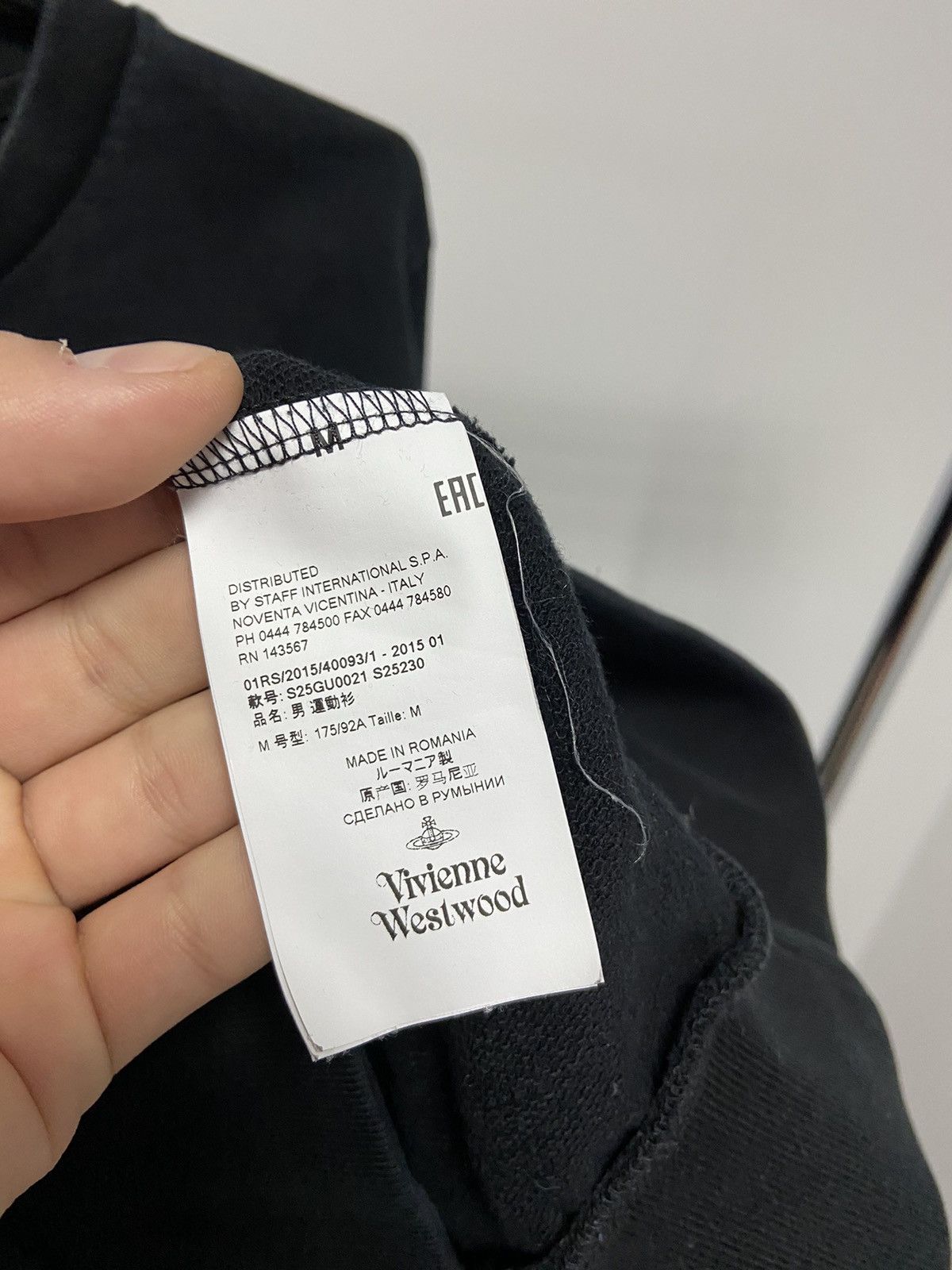 Vintage × Vivienne Westwood Vivienne Westwood Sweatshirt big Logo Vintage Size US M / EU 48-50 / 2 - 5 Thumbnail