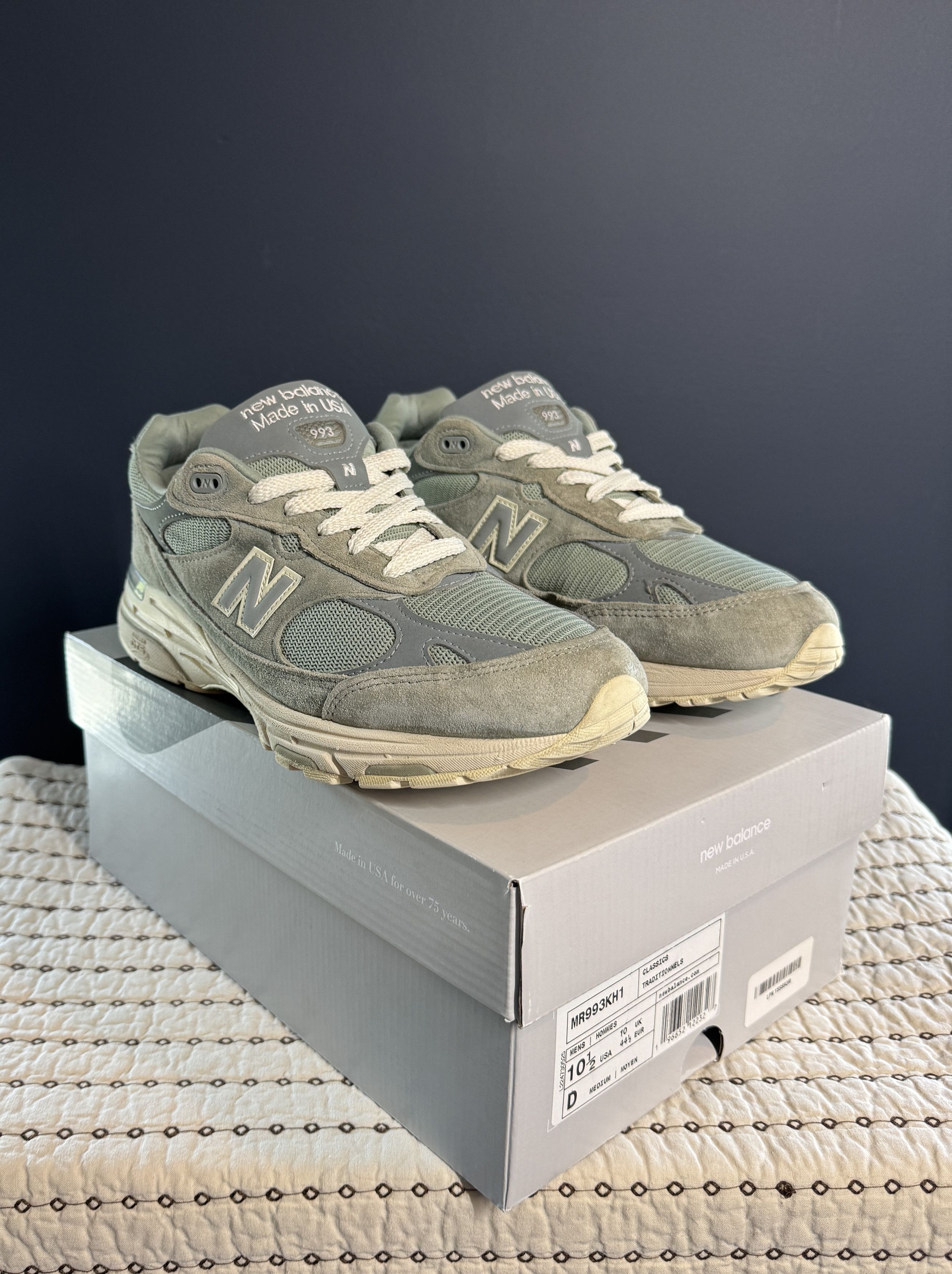 Kith × New Balance 2022 KITH X NEW BALANCE 993 PISTACHIO MADE IN USA SIZE 10.5 Size US 10.5 / EU 43-44 - 11 Thumbnail