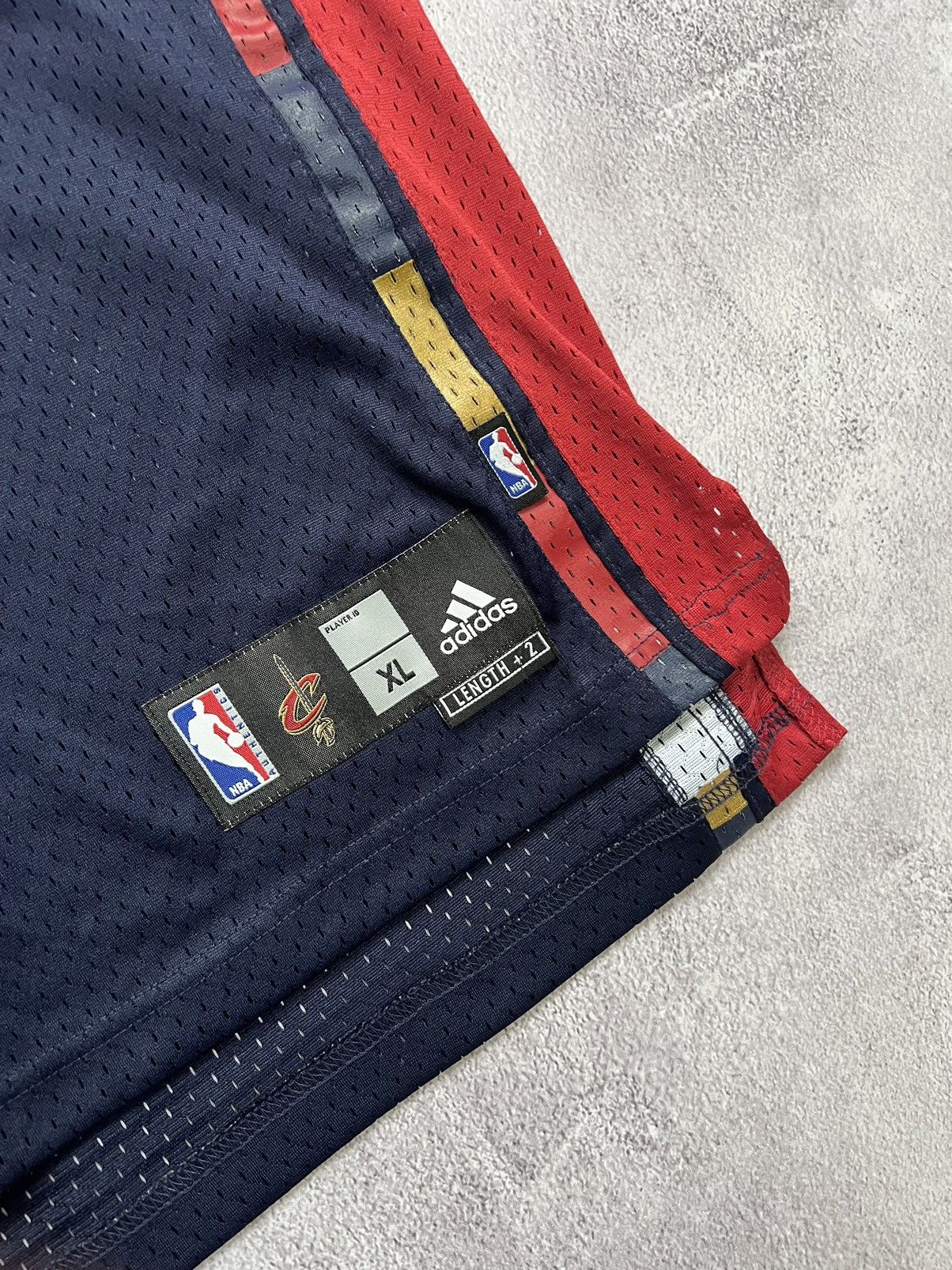 Adidas × NBA × Vintage Vintage Adidas NBA Cleveland James 23 Jersey Size US XL / EU 56 / 4 - 6 Thumbnail