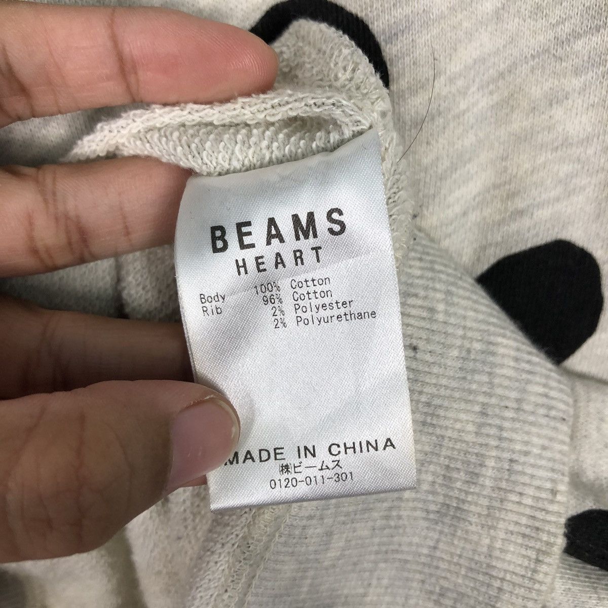 Japanese Brand BEAMS HEART Polka Dot Crewneck Sweatshirt Issey Miyake Size US M / EU 48-50 / 2 - 15 Thumbnail