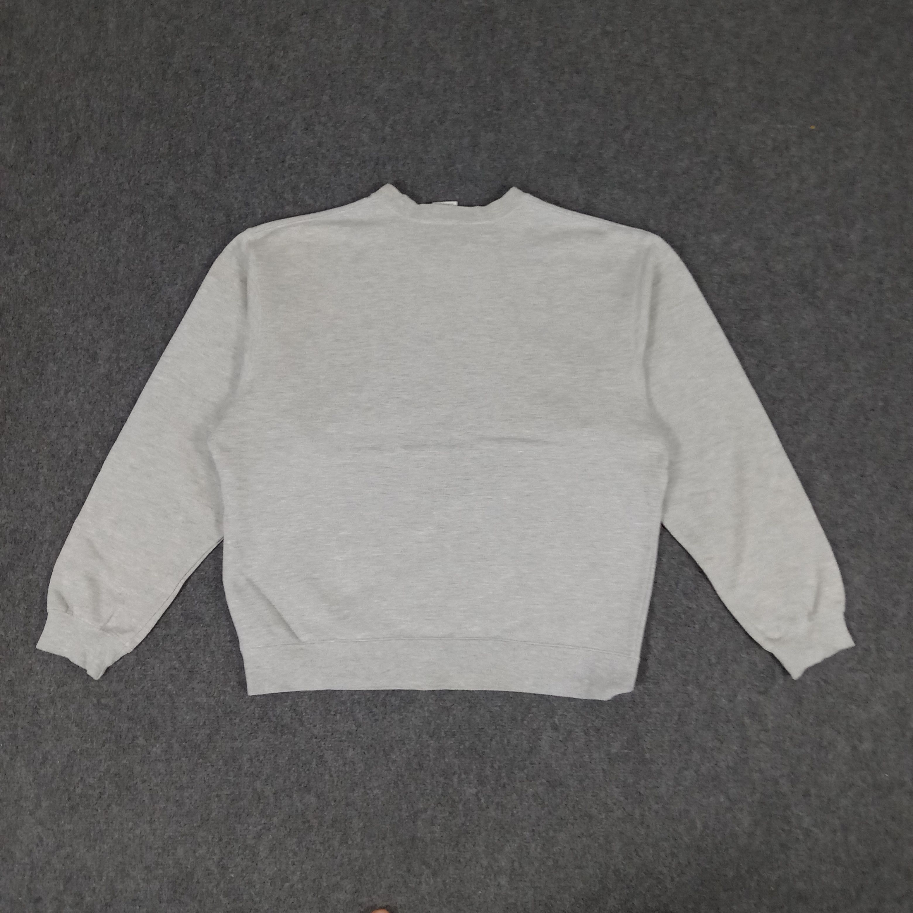 Nike × Vintage Nike Sportswear Style Small Logo Sweatshirt Size US XL / EU 56 / 4 - 5 Thumbnail