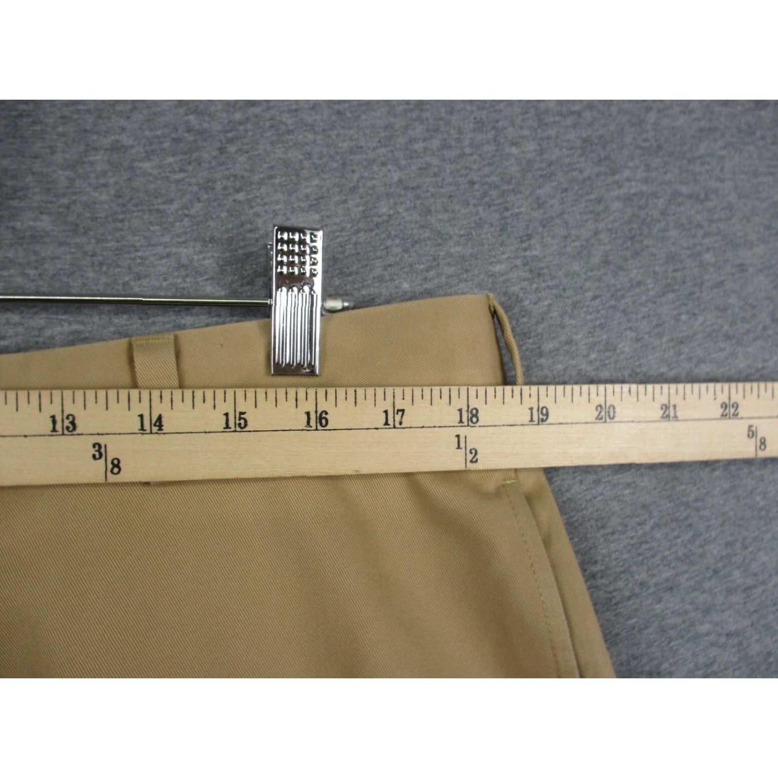Brooks Brothers Brooks Brothers Hudson Dress Pants 37x30 Beige Cuffed Pleated Flat Front Mens Pants Size US 37 - 2 Thumbnail