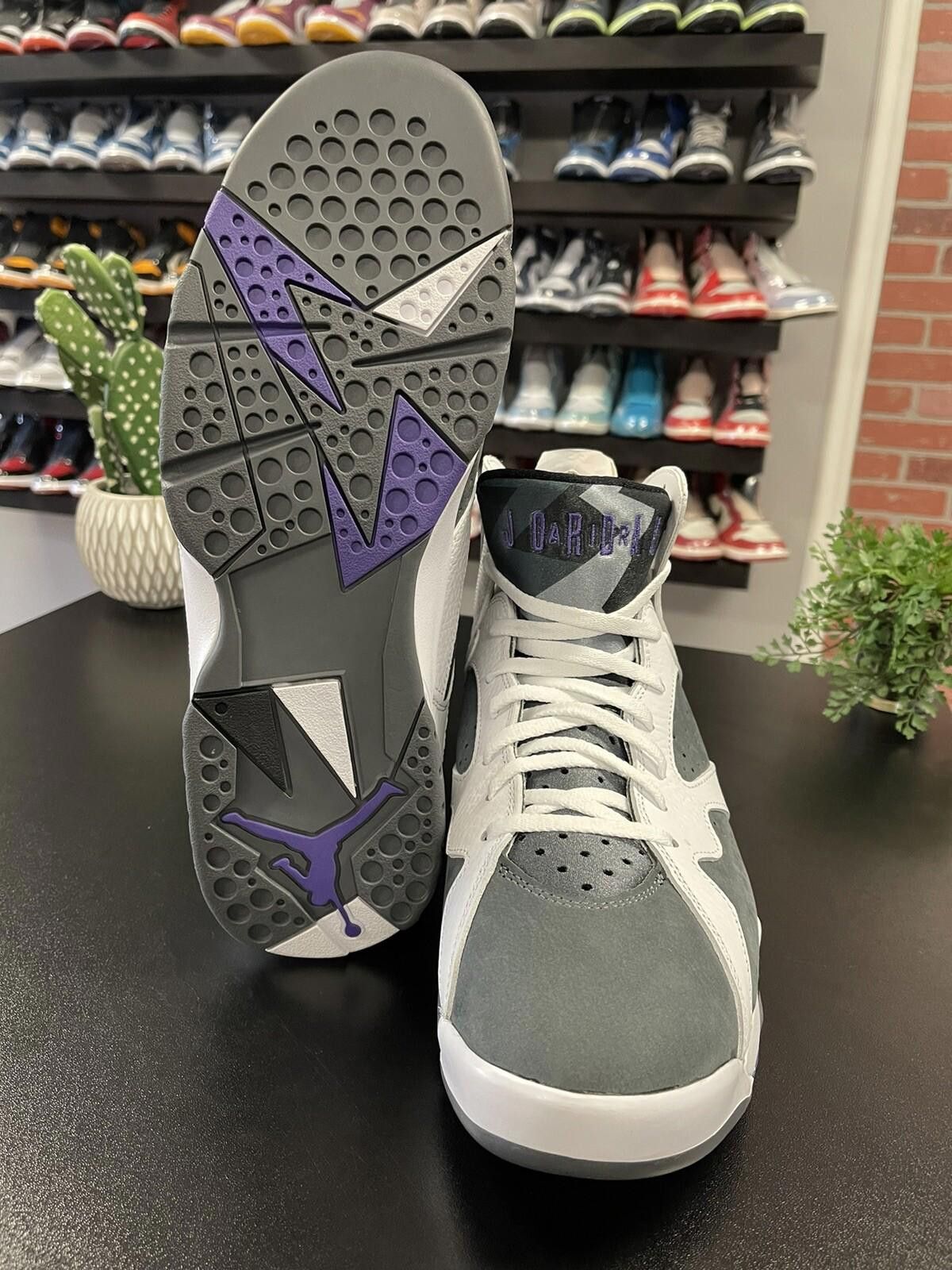 Jordan Brand Size 11.5 - Air Jordan 7 Retro Flint 2021 - CU9307-100 Size US 11.5 / EU 44-45 - 8 Thumbnail