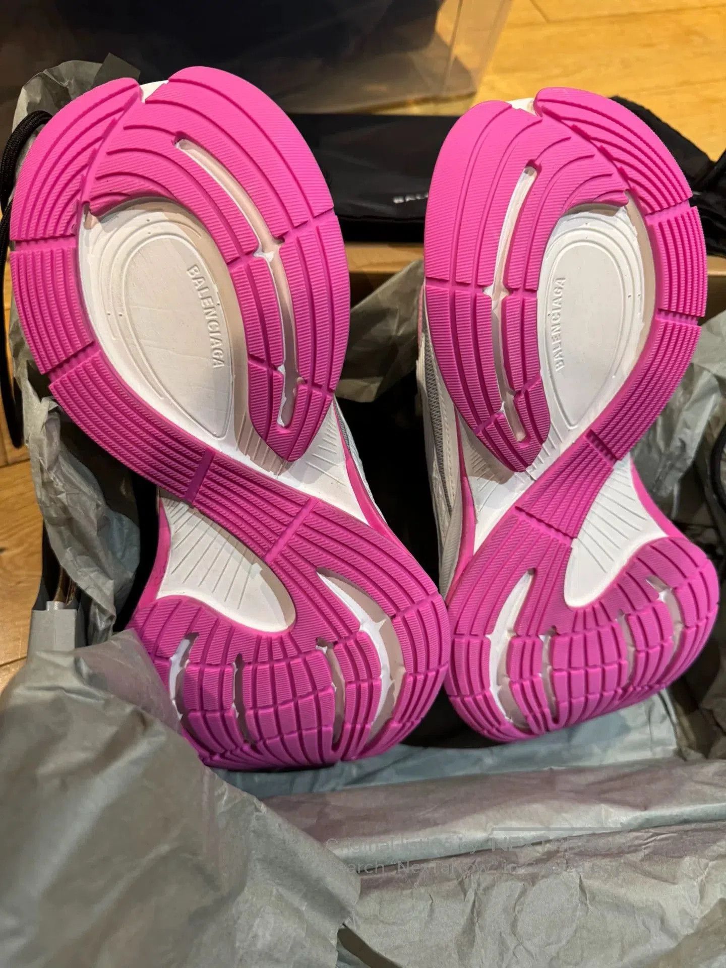 Balenciaga Balenciaga Circuit Grey Pink Sneaker. Size US 8 / EU 41 - 4 Thumbnail