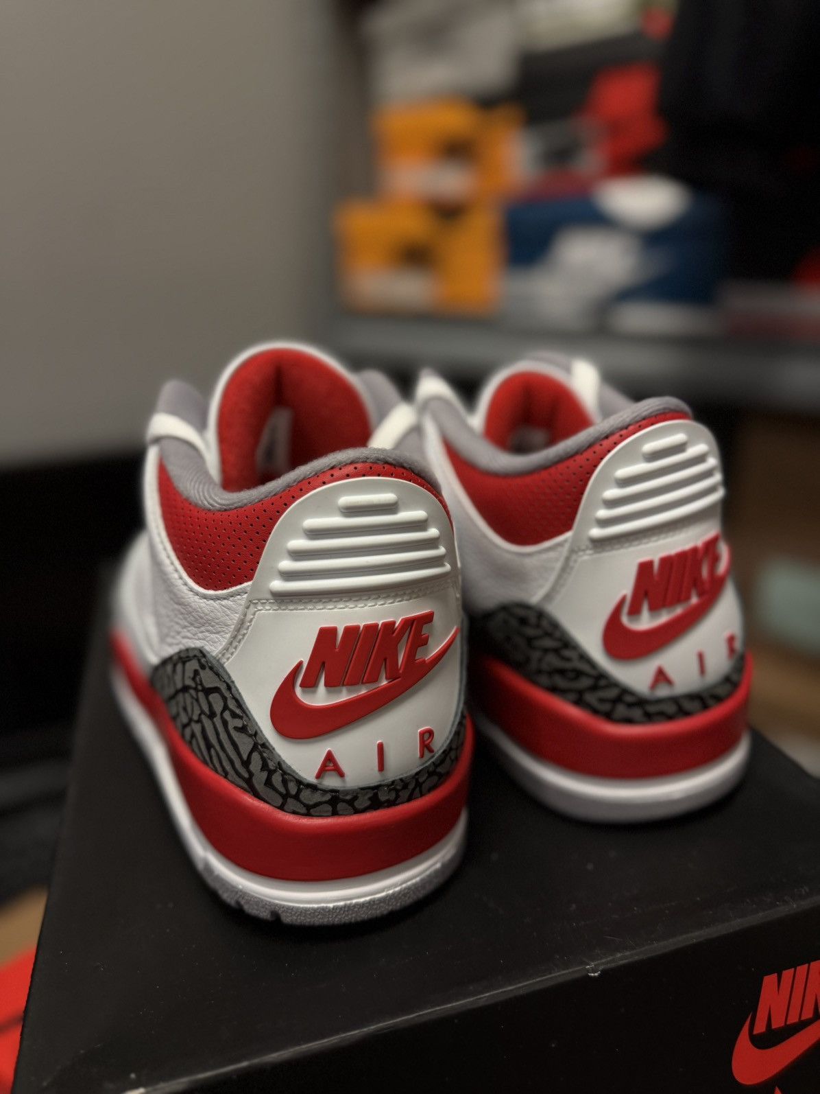 Jordan Brand × Nike Jordan 3 Fire Red Cement (2022) Size 12 🧼 Size US 12 / EU 45 - 8 Thumbnail