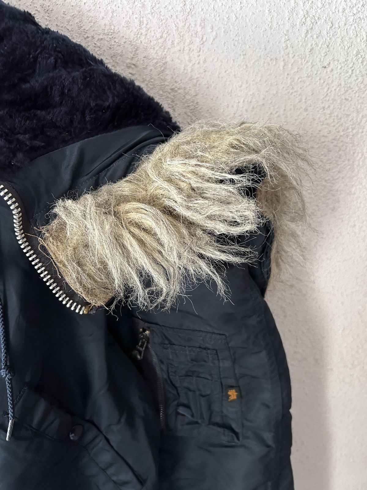 Alpha Industries Alpha Industries N2B Faux Fur Bomber Jacket Size US M / EU 48-50 / 2 - 7 Thumbnail