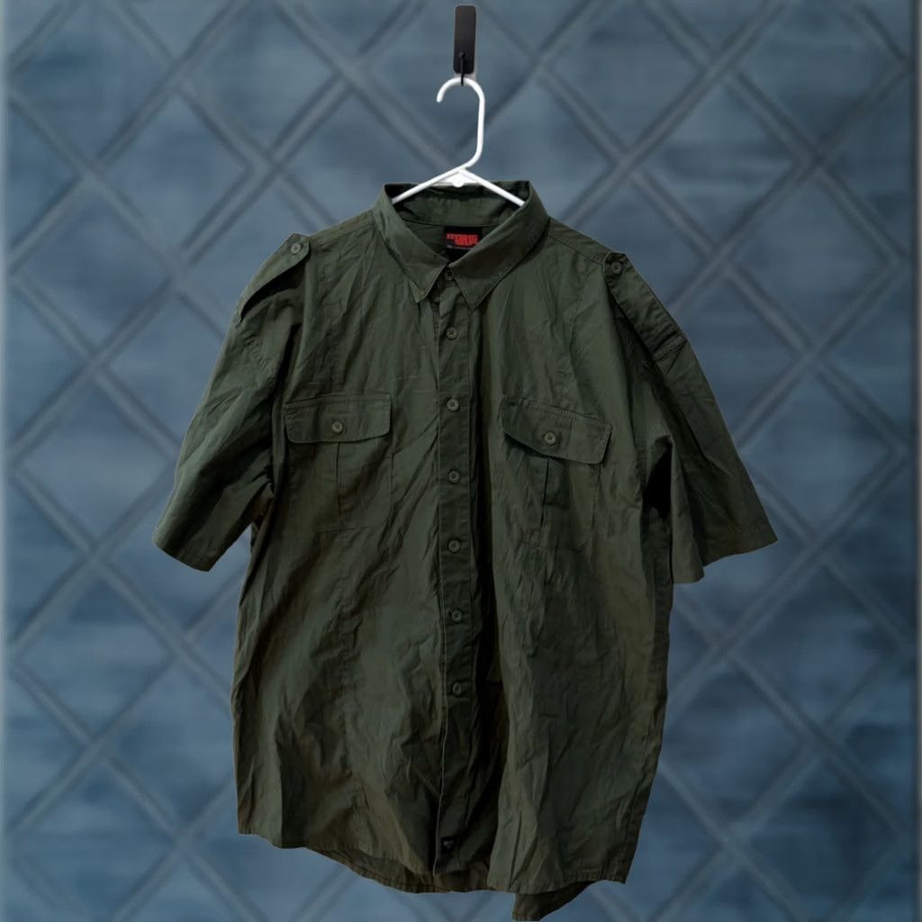 Vintage Massif Button Down Shirt Mens XL Green Officer Workwear Short Sleeve Size US XL / EU 56 / 4 - 1 Thumbnail