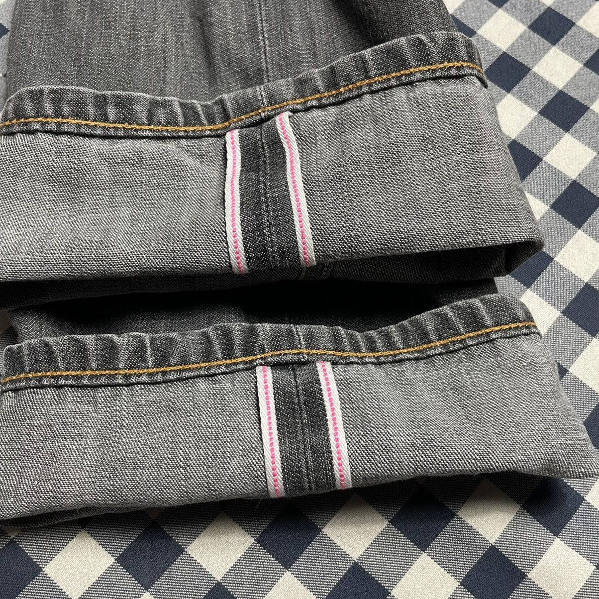Fragment Design × Levi's Jeans Levi’s X Fragment Design selvedge skull logo Size US 32 / EU 48 - 7 Thumbnail