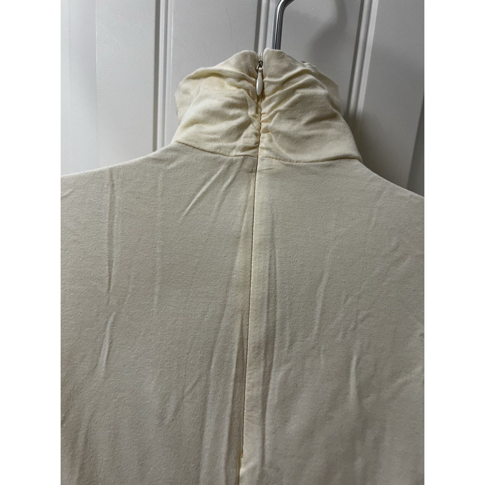 Talbots High Neck Top Ruched Long Sleeve Stretch Back Zipper Blouse Size M / US 6-8 / IT 42-44 - 9 Thumbnail