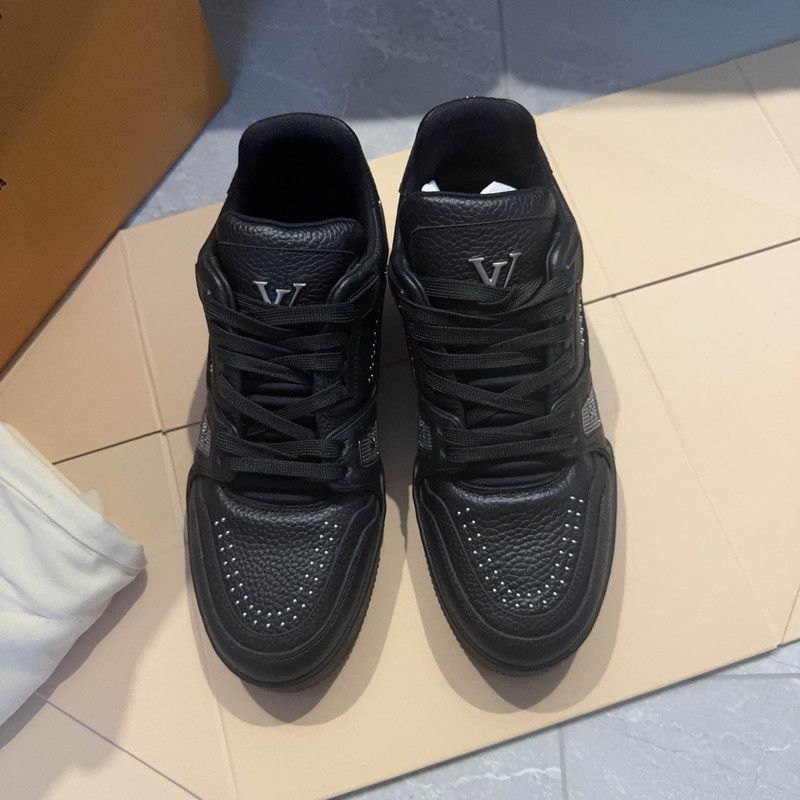 Louis Vuitton Louis Vuitton Trainer 2-2508 Size US 8.5 / EU 41-42 - 2 Thumbnail